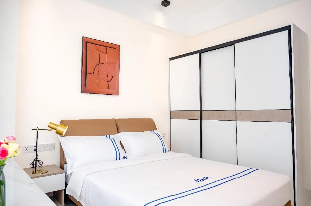 Bed in Greenland Apartment by Link