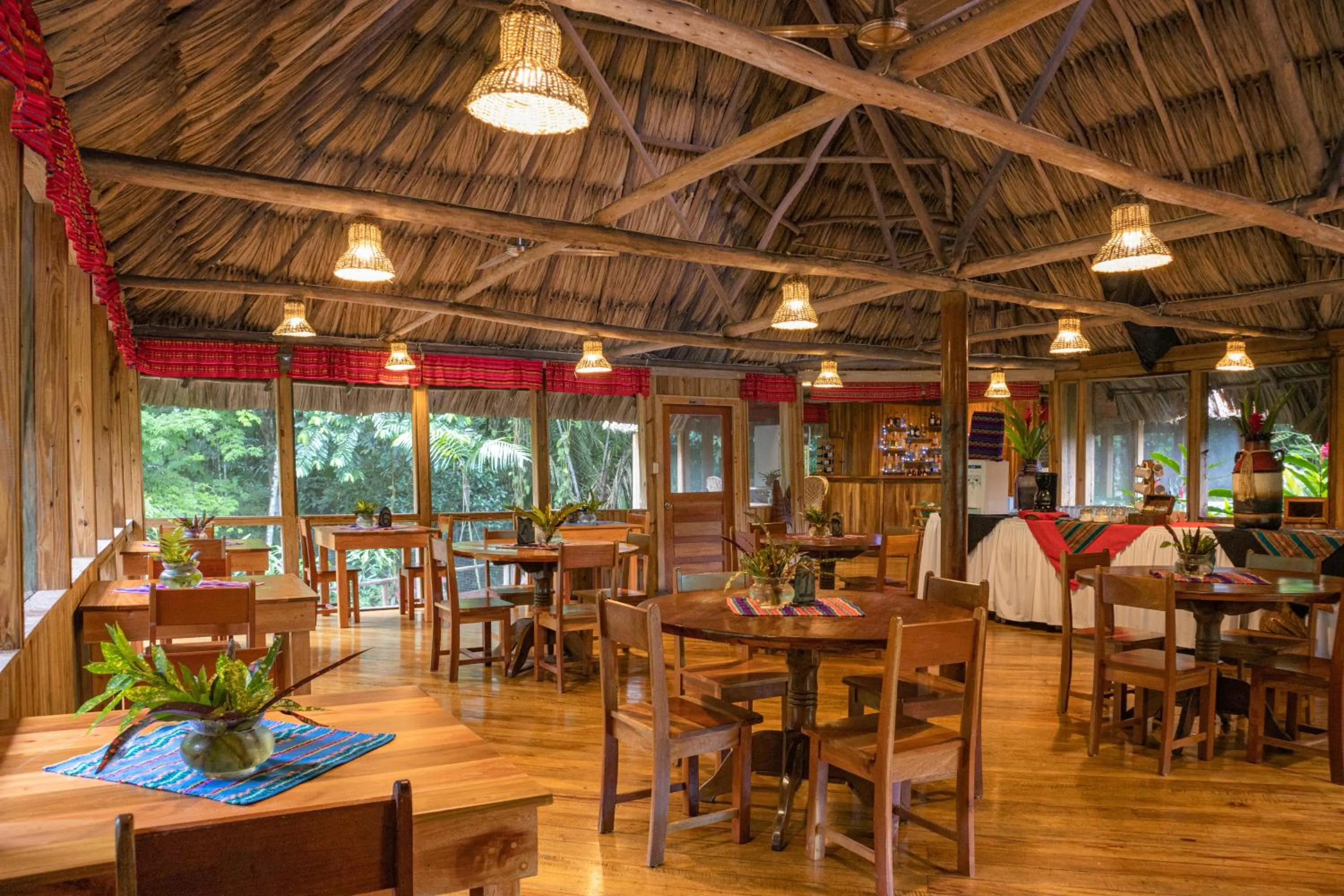 Restaurant/places to eat in Jaguar Creek