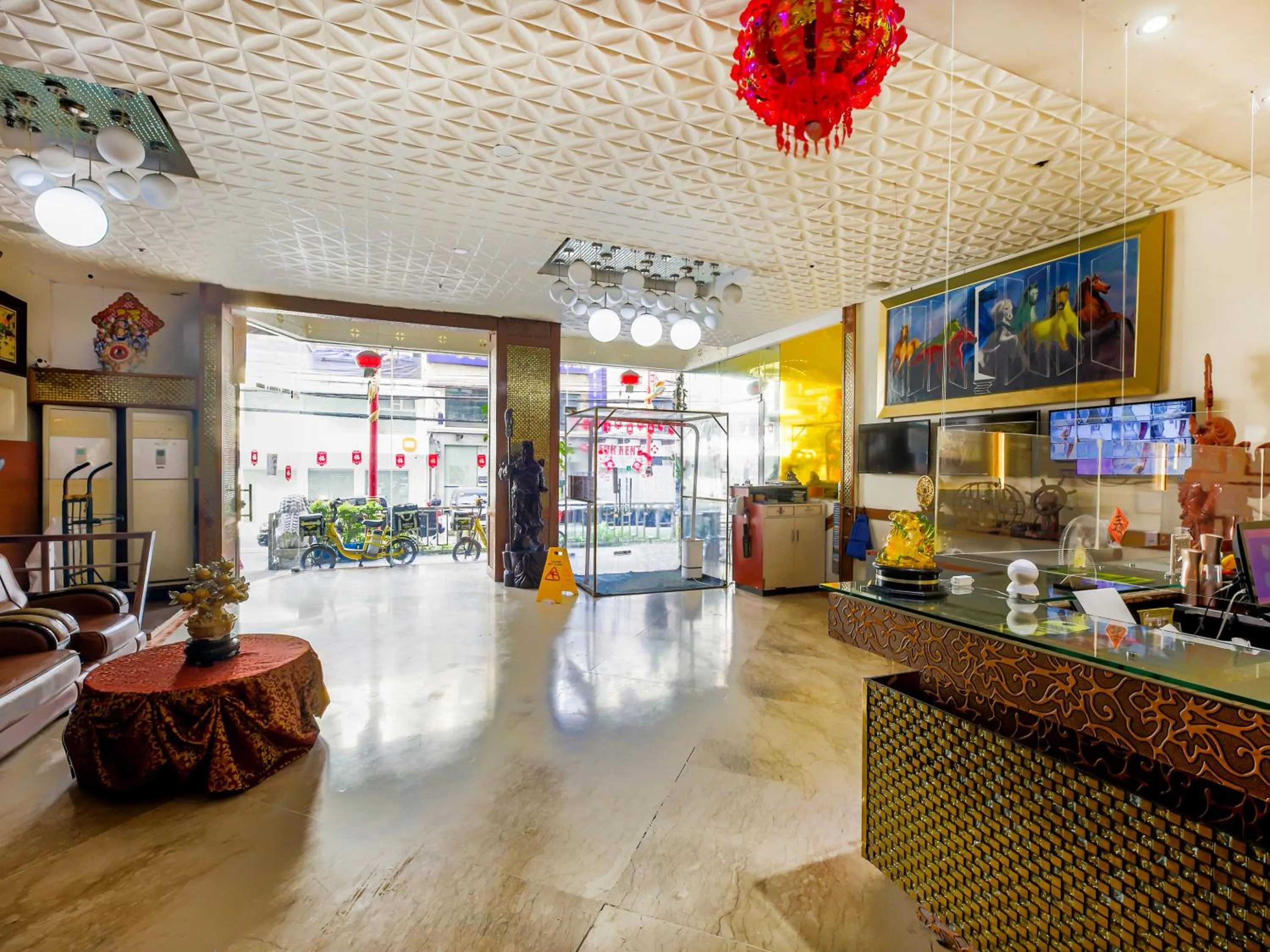 Lobby or reception in Chinatown Lai Lai Hotel Inc