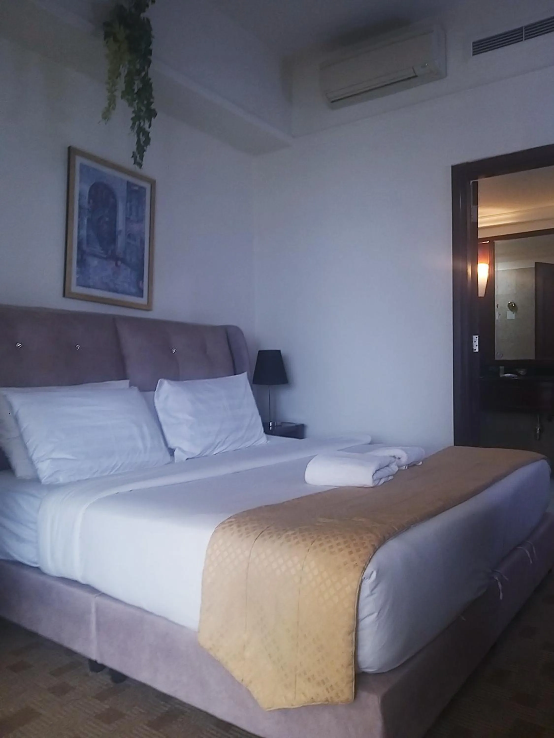 Bed in Eastern Suites Times Square KL