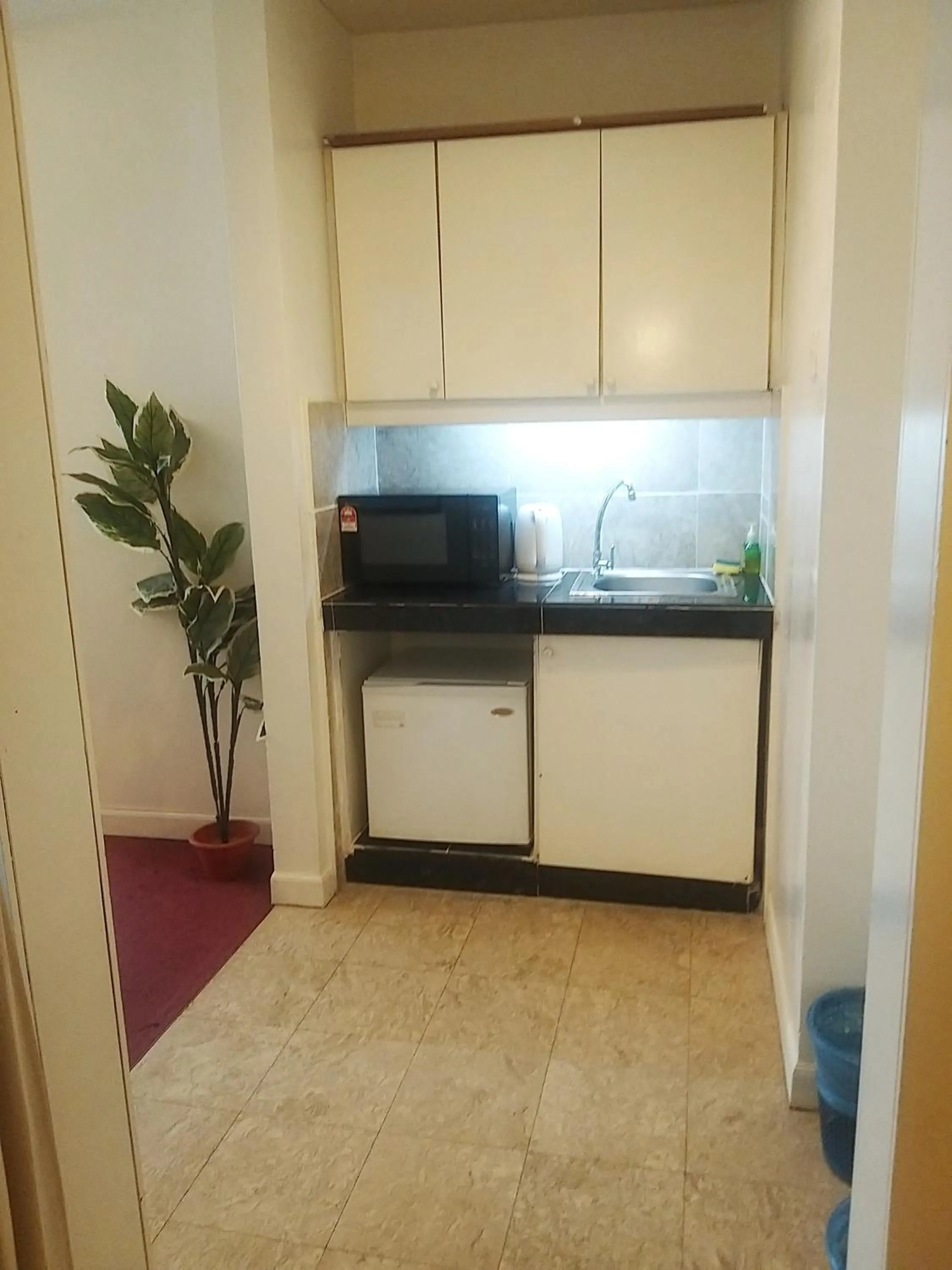 Kitchen or kitchenette in Eastern Suites Times Square KL