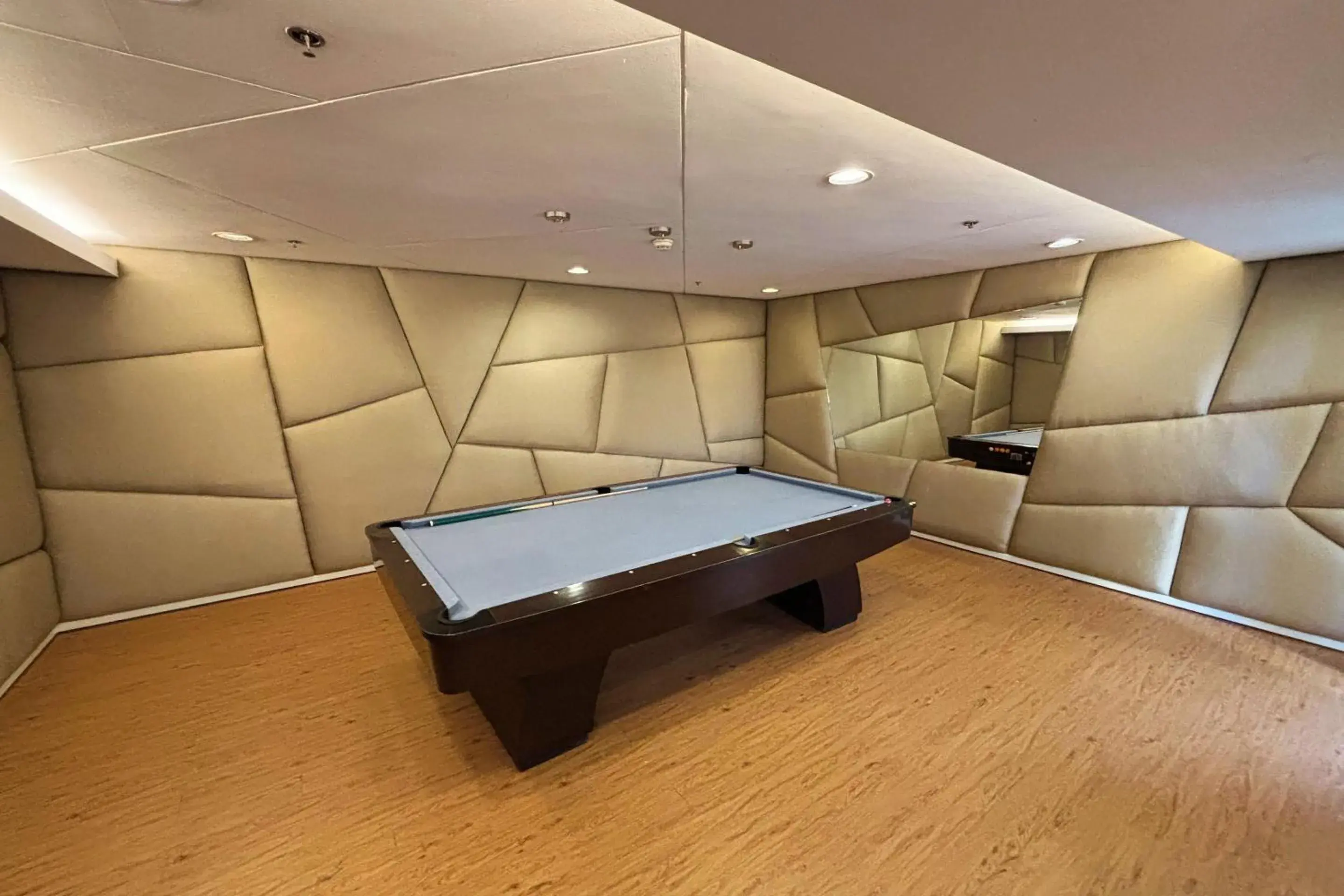 Bedroom, Bed in Extremeli Suites Bedroom, Bed in Extremeli Suites