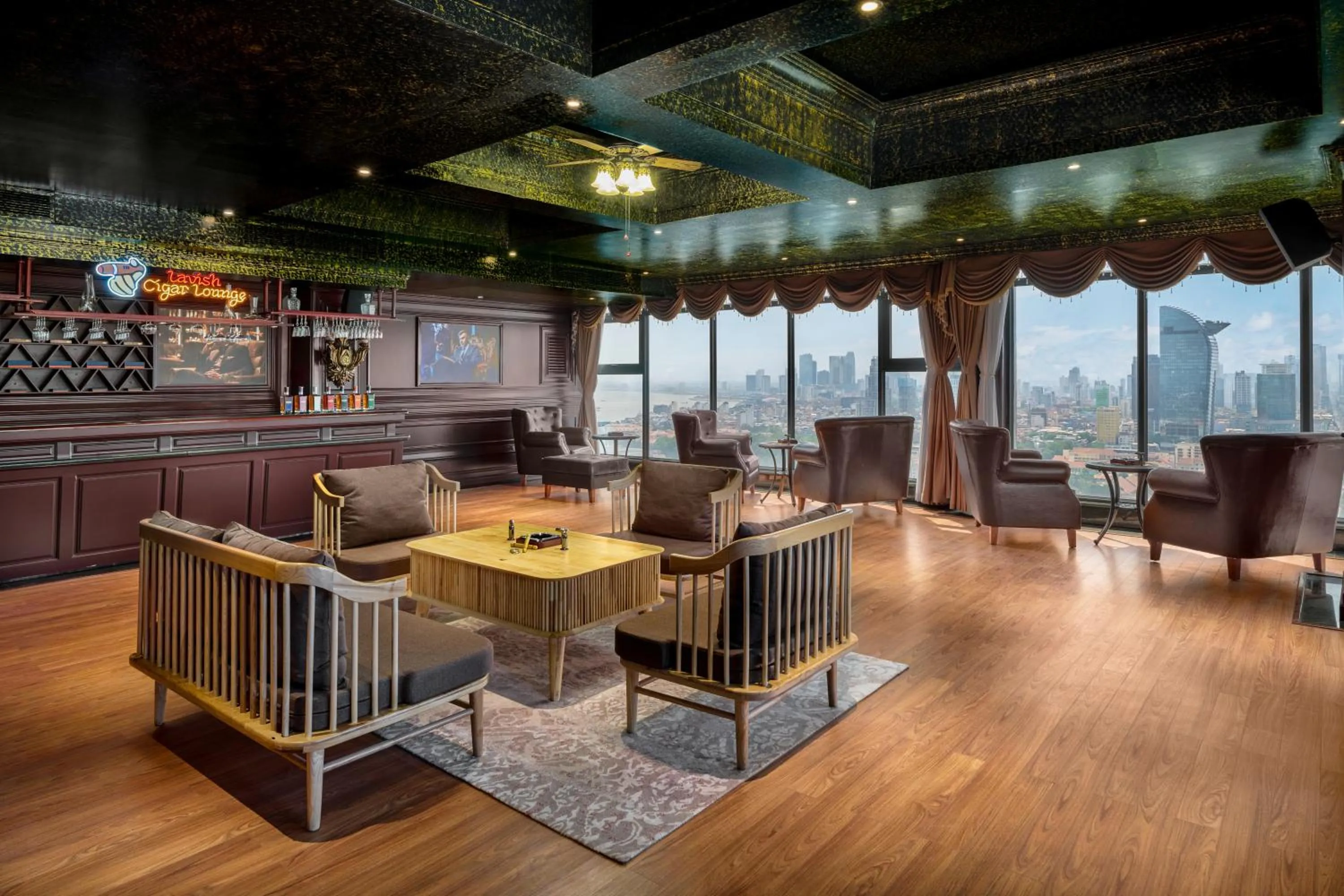 Restaurant/places to eat in Wyndham Grand Phnom Penh Capital