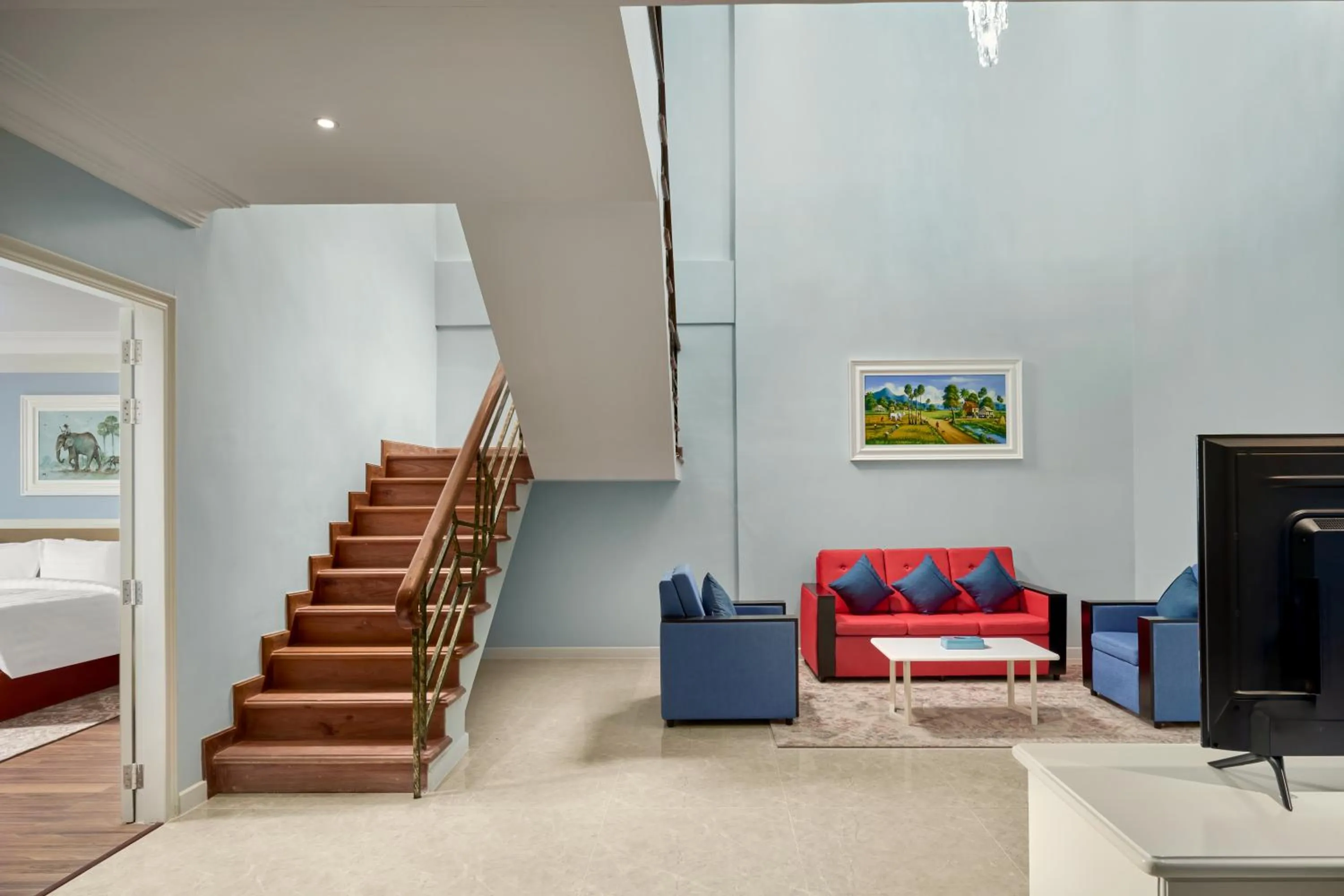 Living room in Wyndham Grand Phnom Penh Capital