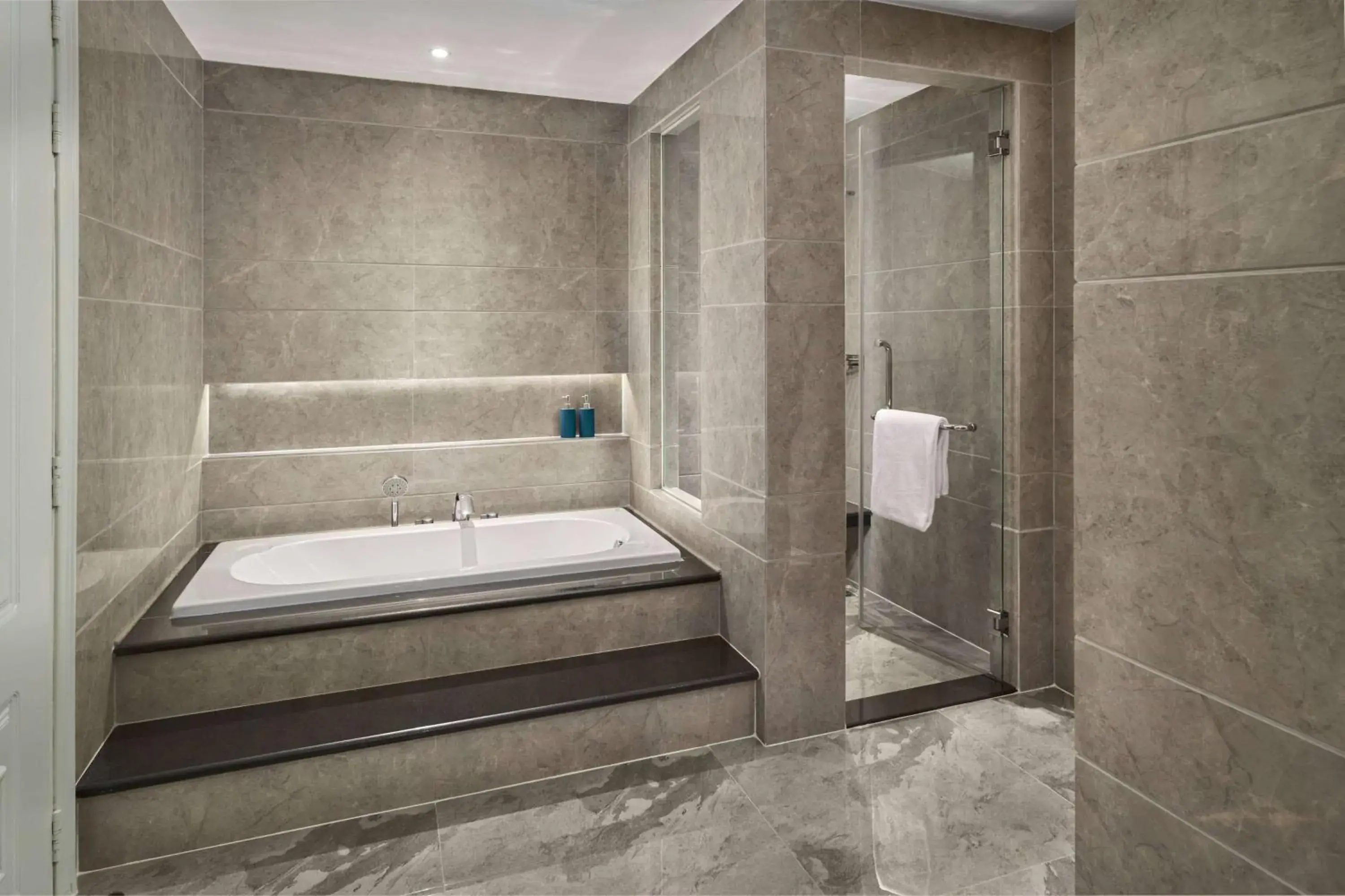 Toilet, Bed in Wyndham Grand Phnom Penh Capital Toilet, Bed in Wyndham Grand Phnom Penh Capital