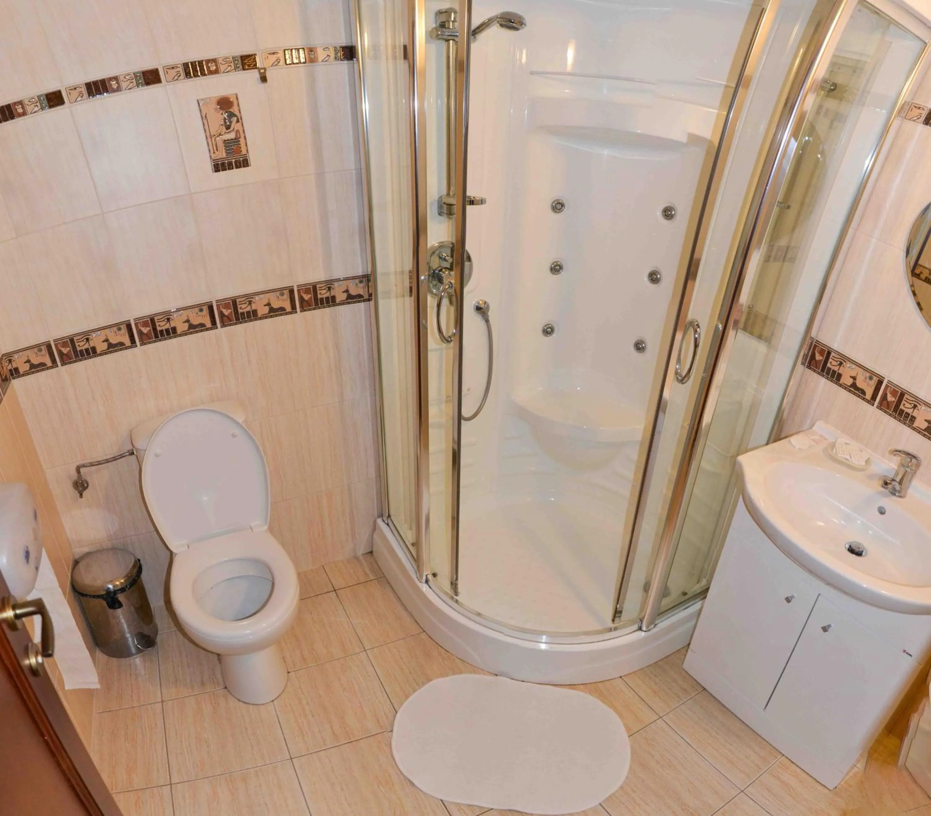 Shower in Garni Hotel Tatramonti