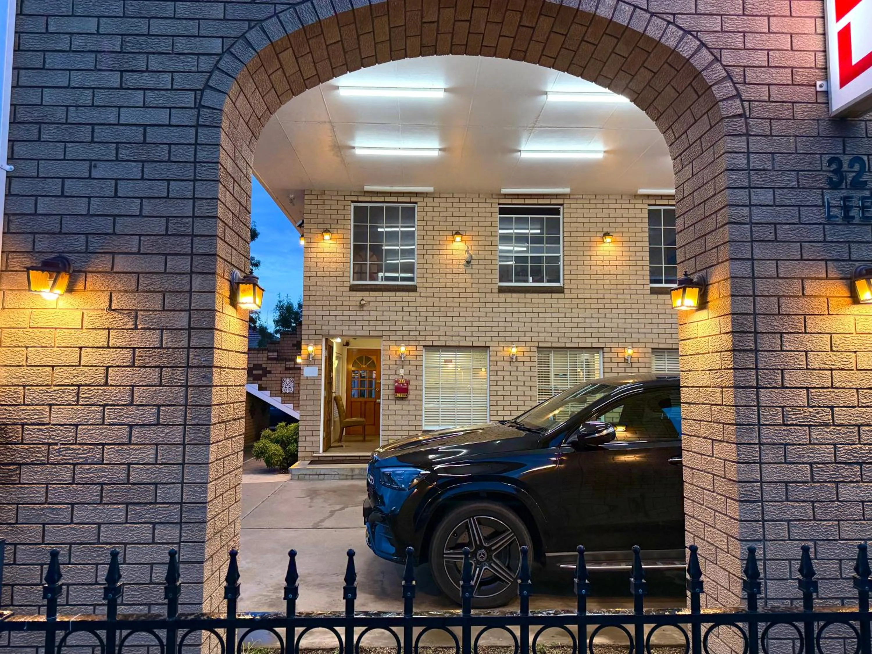 Property building in Crown Motel Wellington