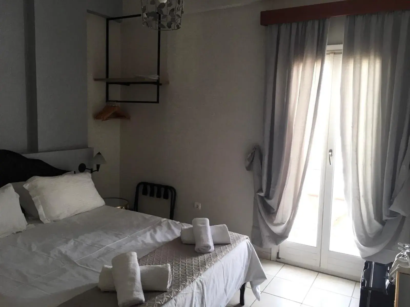 Deluxe Double Room with Balcony and Sea View in Aegli Deluxe Double Room with Balcony and Sea View in Aegli