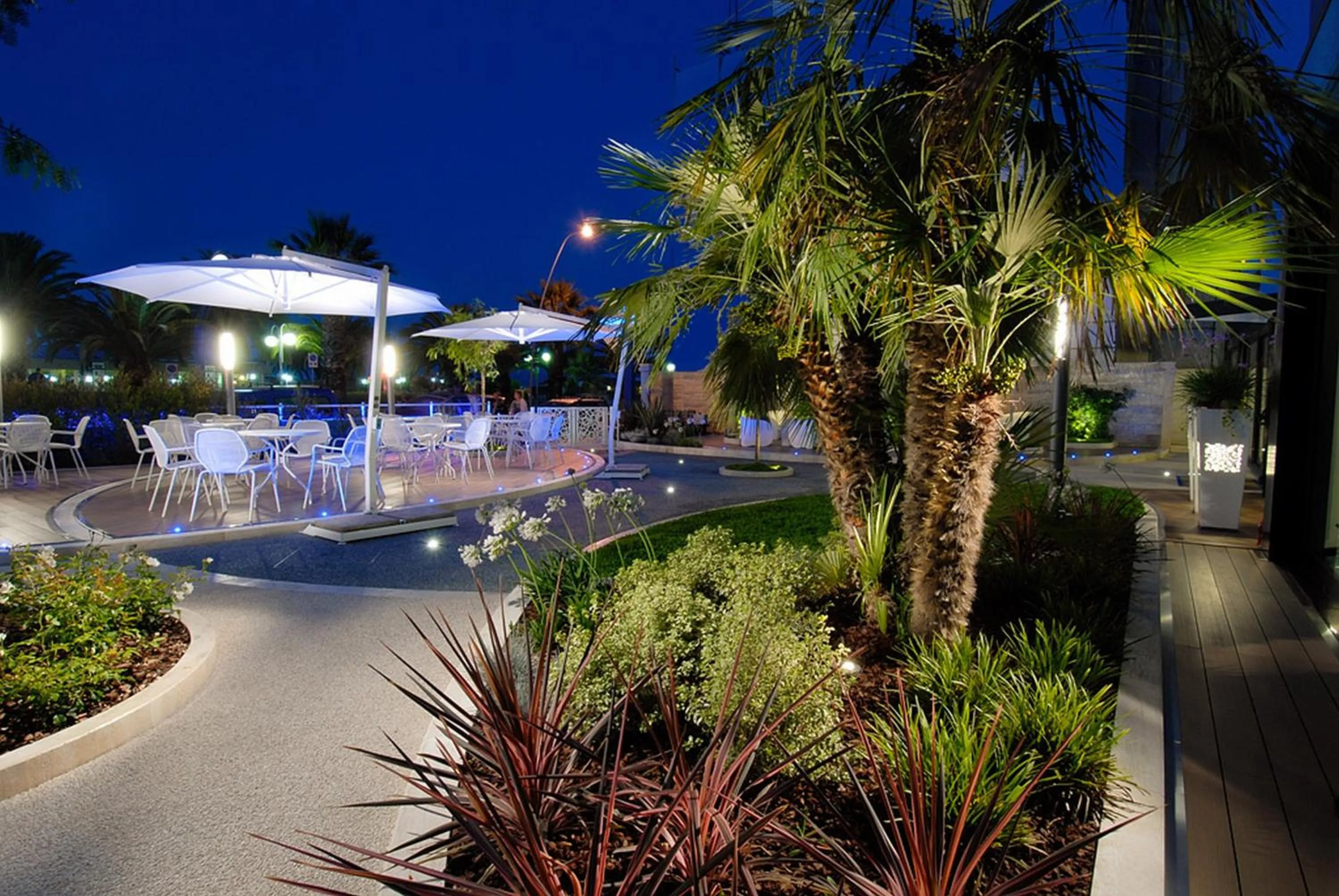 Garden view in Hotel Continental