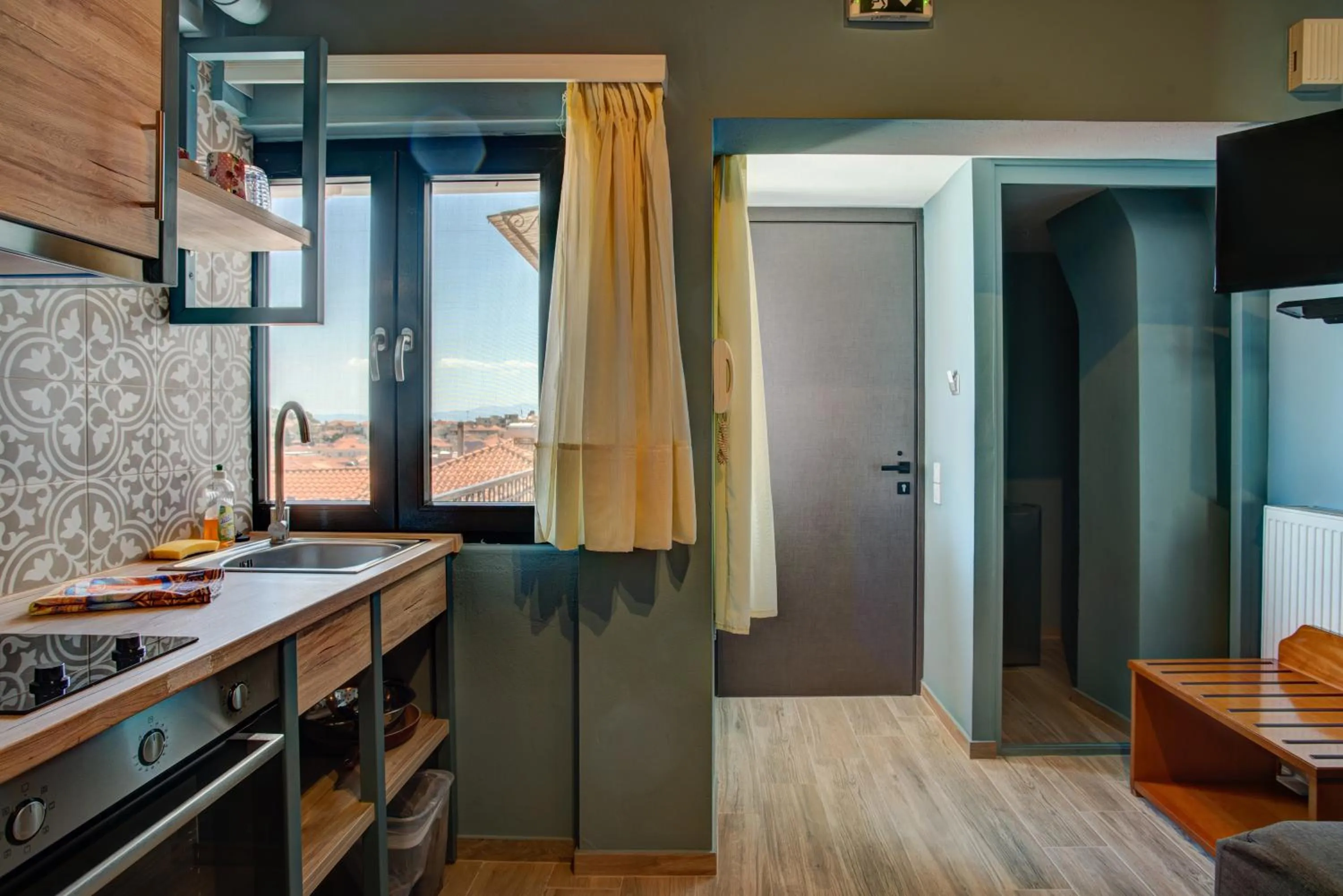 Kitchen or kitchenette in Heliotrope The Studios