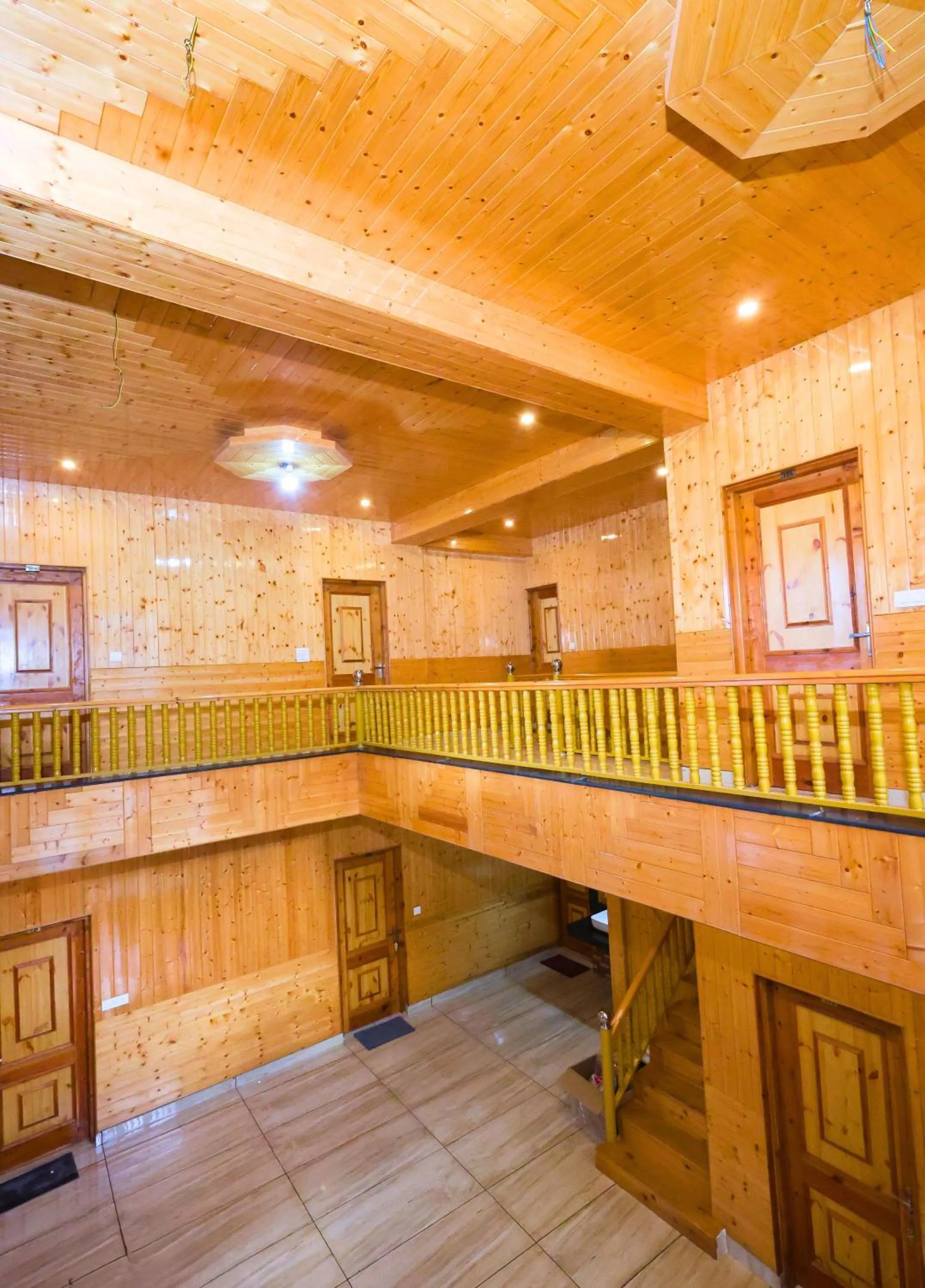 Property building in WANDER THRIVES INN By Ads Manali