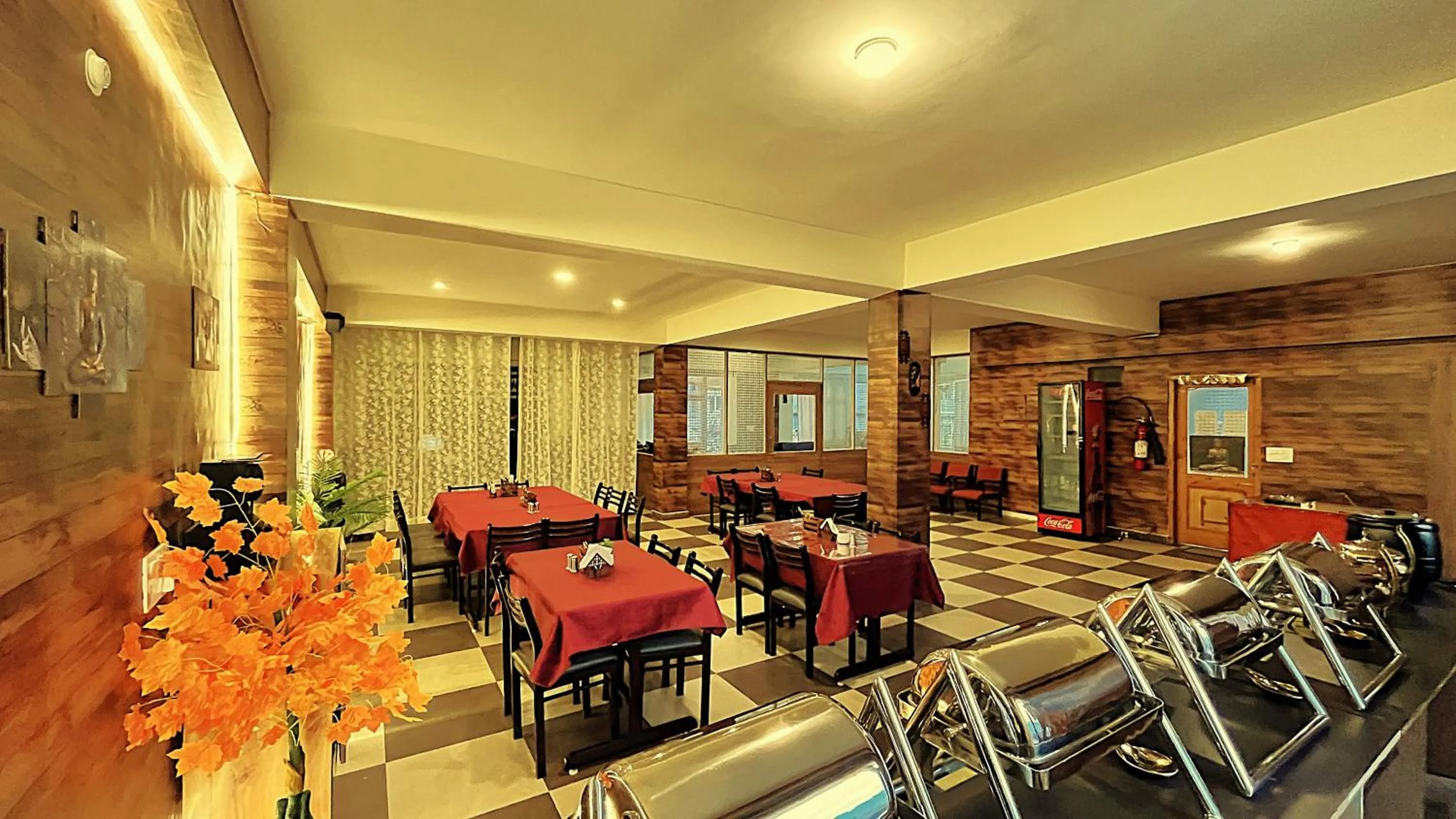 Restaurant/places to eat in WANDER THRIVES INN By Ads Manali