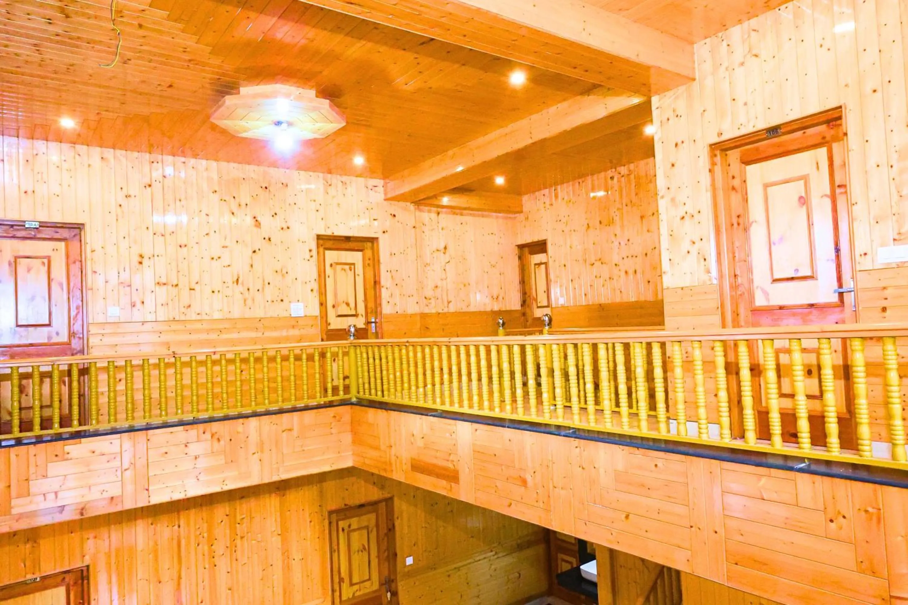 Property building in WANDER THRIVES INN By Ads Manali