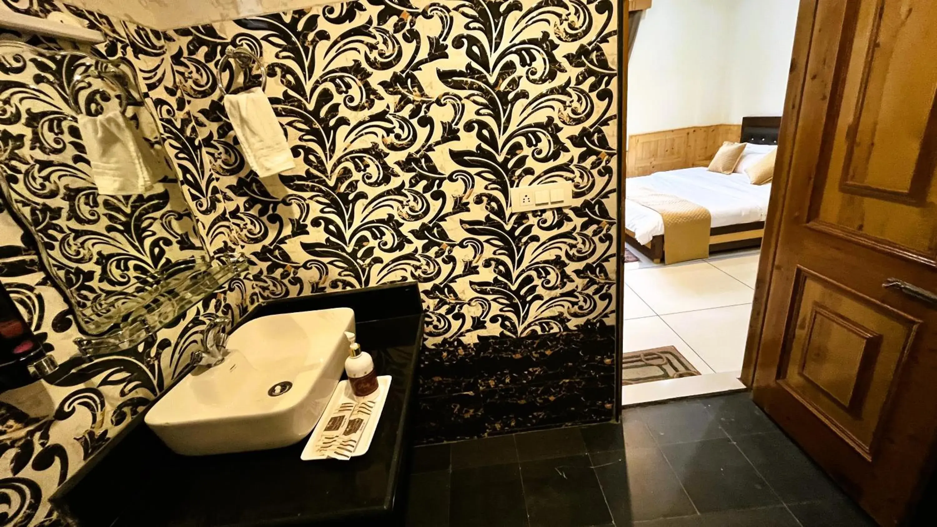 Bathroom in WANDER THRIVES INN By Ads Manali Bathroom in WANDER THRIVES INN By Ads Manali