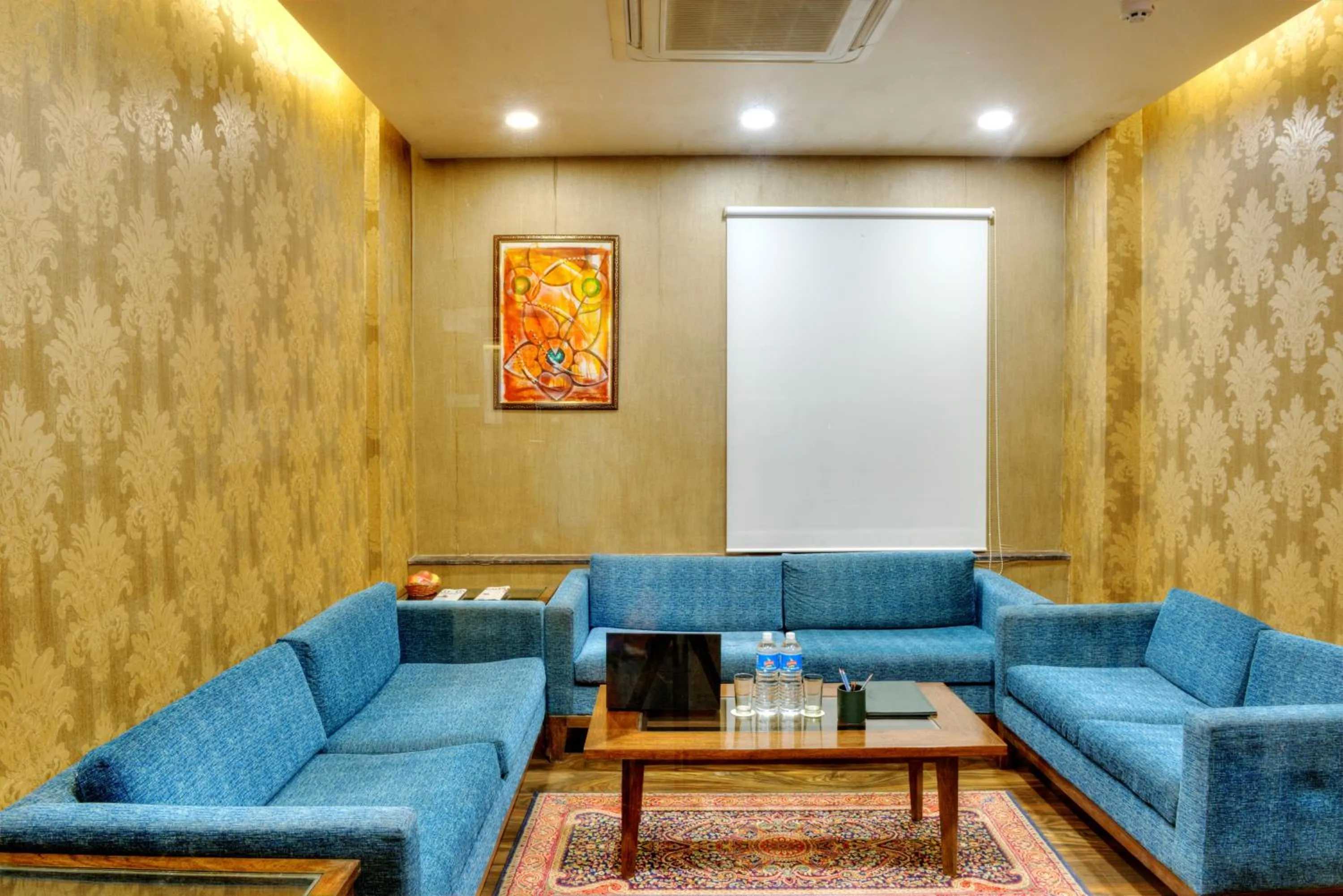 Business facilities in Lemon Tree Hotel, Katra