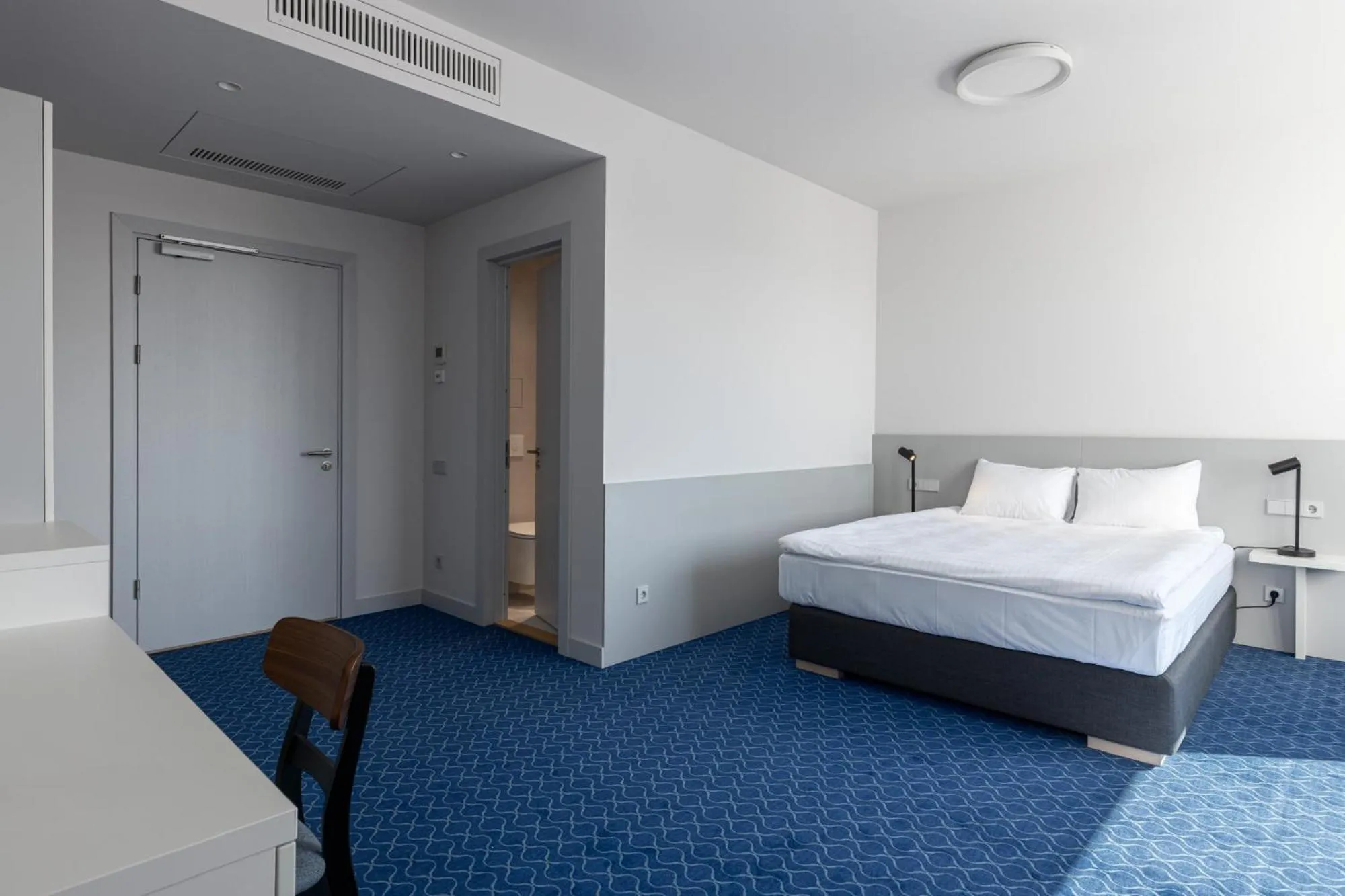 Double Room - Disability Access in Roze Kurmajas Hotel