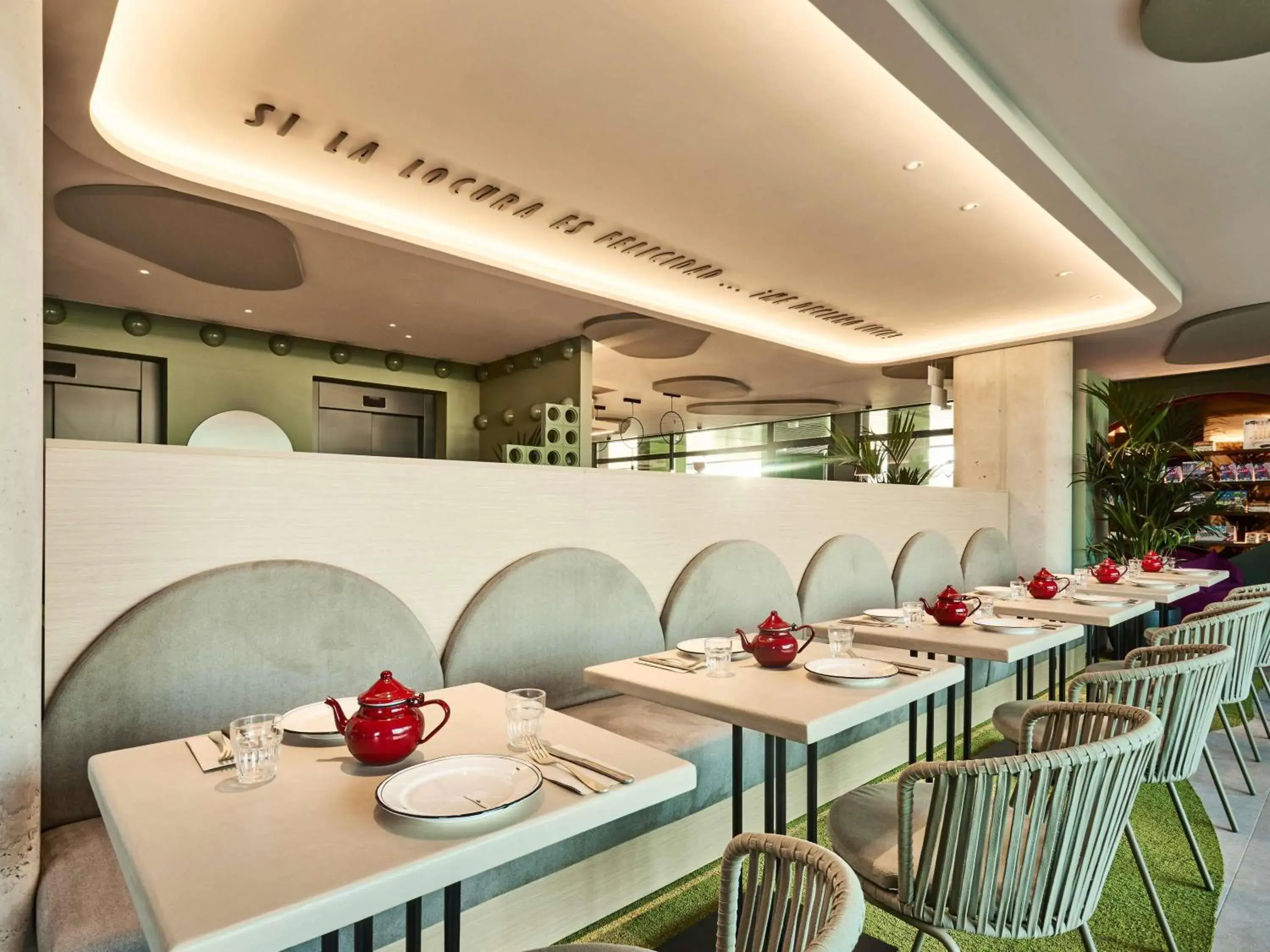 Restaurant/places to eat in Ibis Styles Madrid Airport Valdebebas Restaurant/places to eat in Ibis Styles Madrid Airport Valdebebas