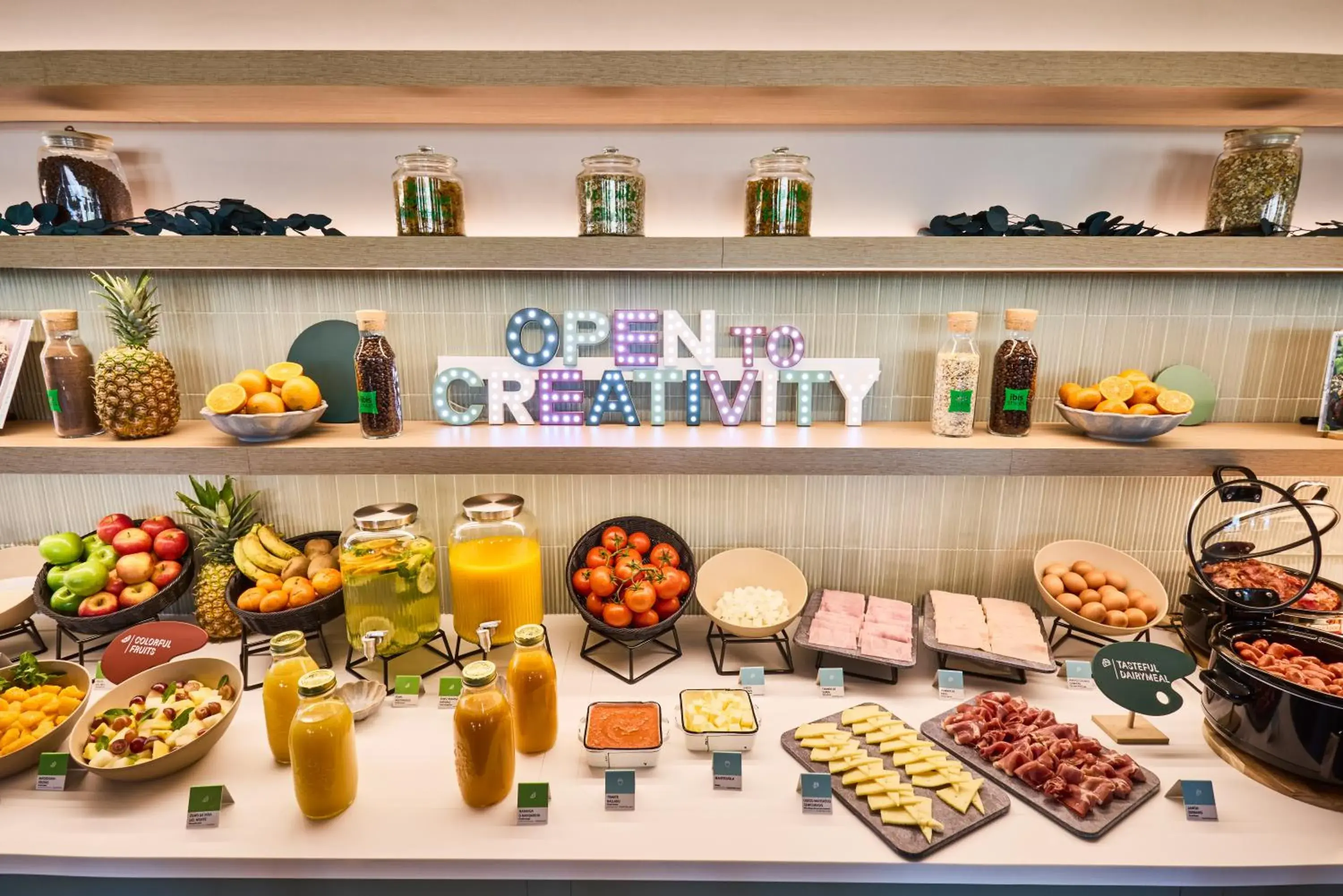 Breakfast in Ibis Styles Madrid Airport Valdebebas Breakfast in Ibis Styles Madrid Airport Valdebebas