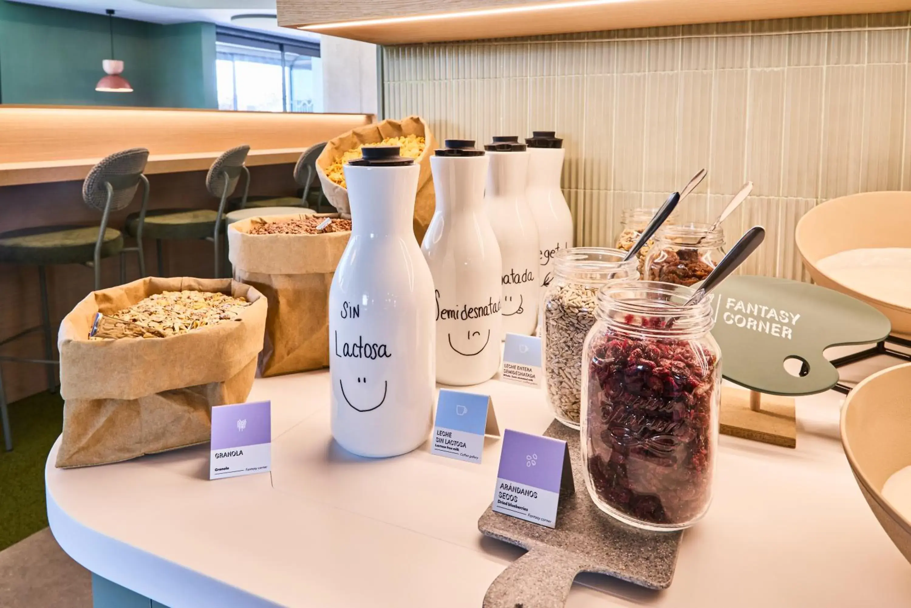 Breakfast in Ibis Styles Madrid Airport Valdebebas Breakfast in Ibis Styles Madrid Airport Valdebebas