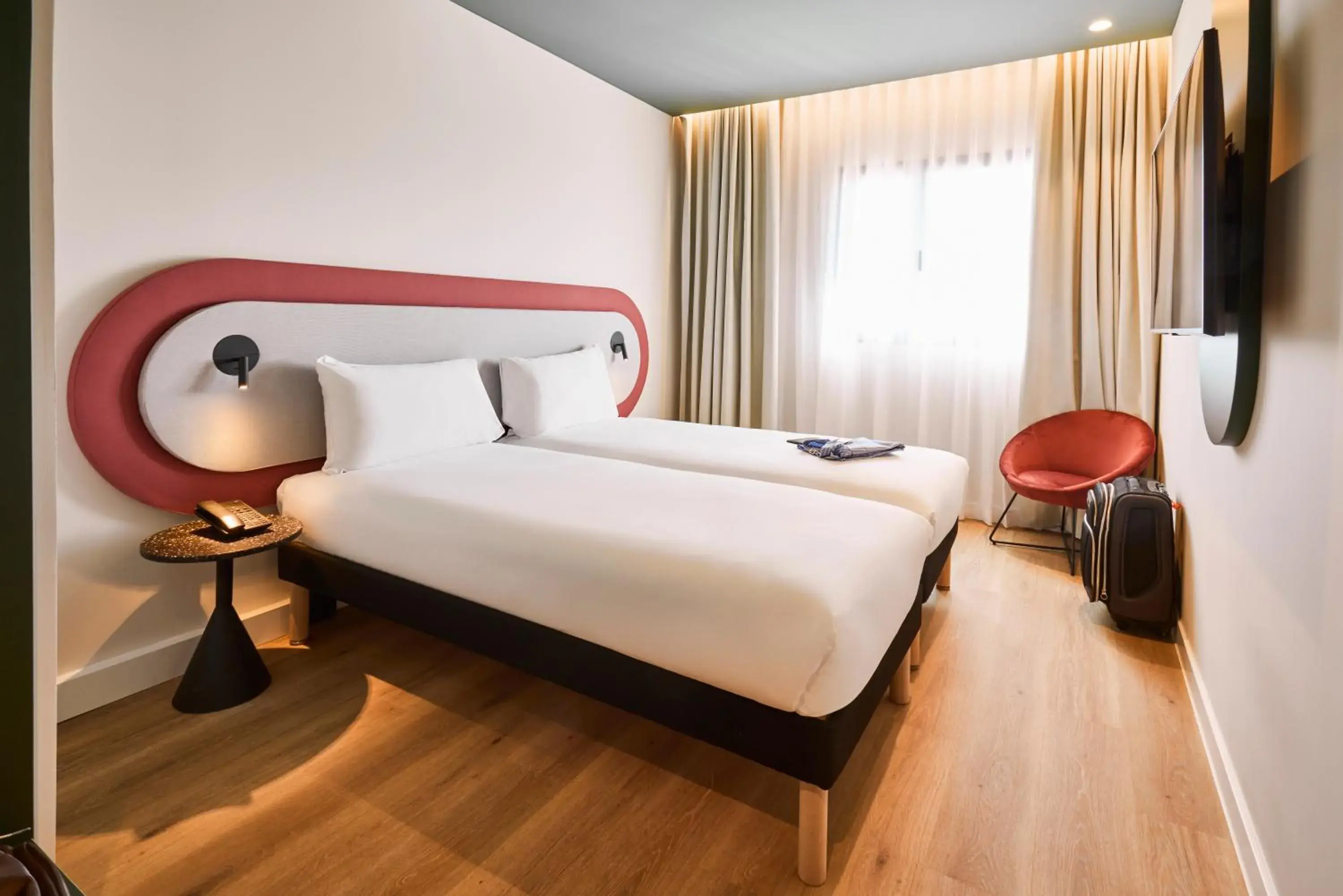 Bedroom, Bed in Ibis Styles Madrid Airport Valdebebas Bedroom, Bed in Ibis Styles Madrid Airport Valdebebas