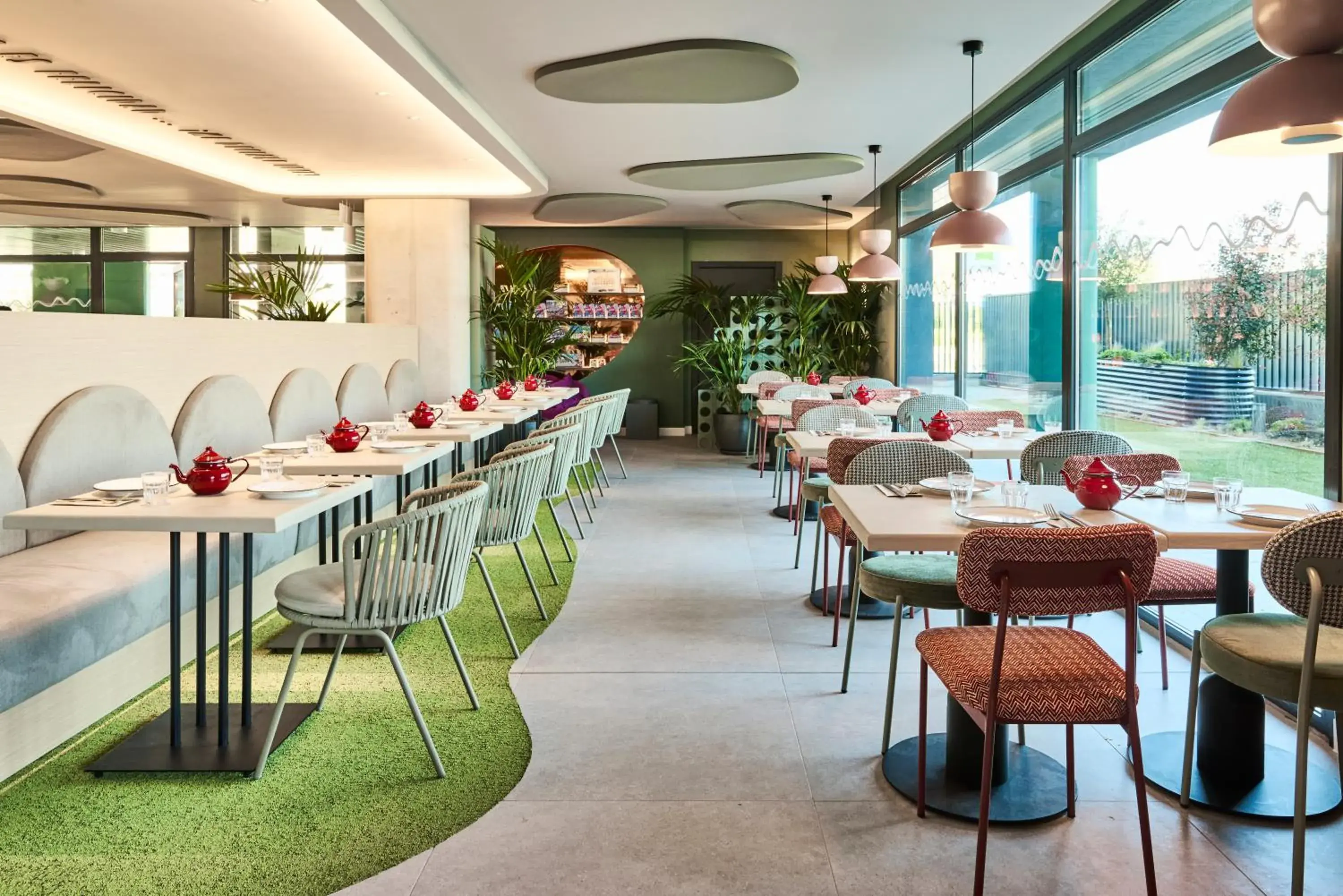 Restaurant/places to eat in Ibis Styles Madrid Airport Valdebebas Restaurant/places to eat in Ibis Styles Madrid Airport Valdebebas
