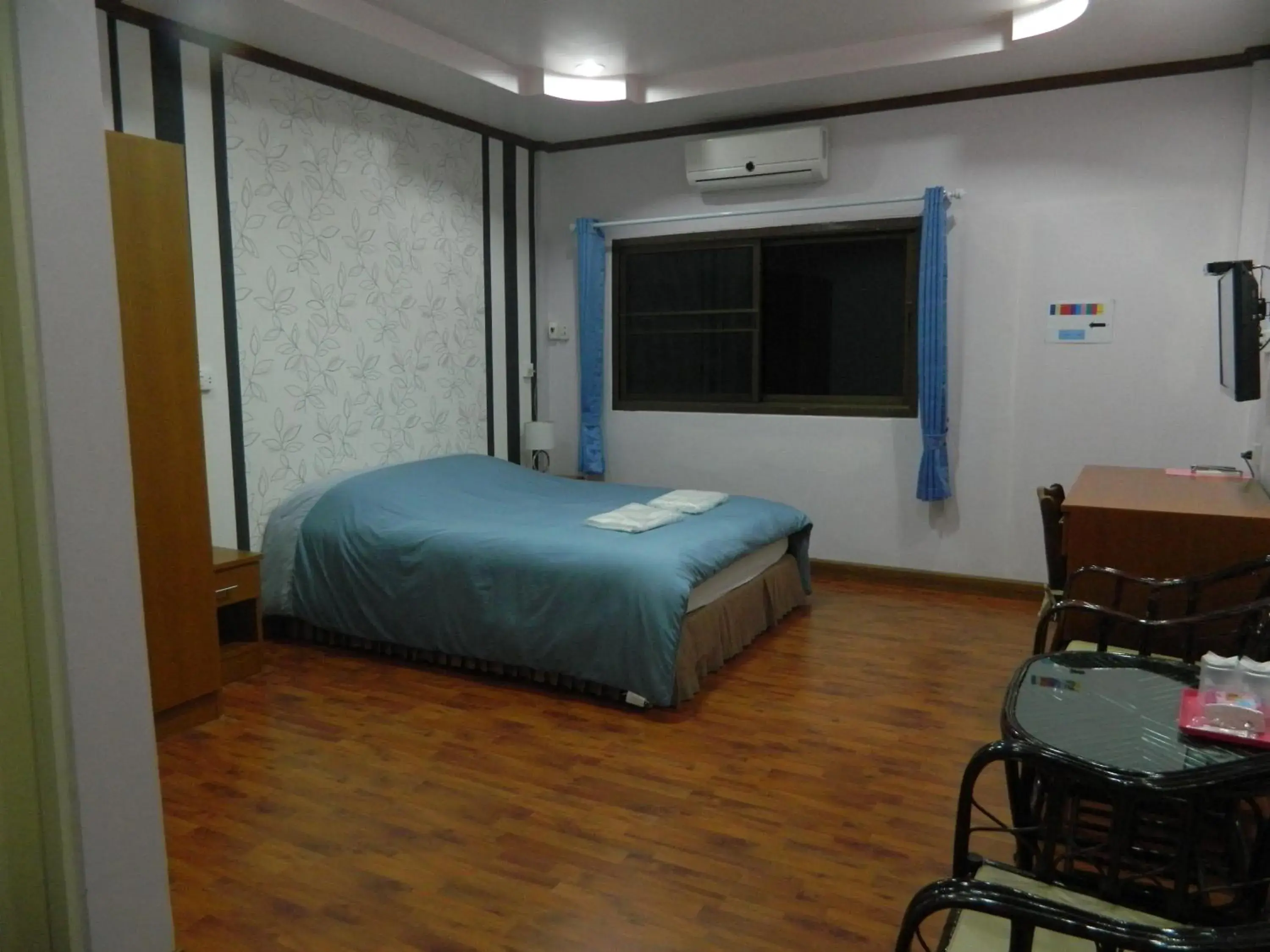 Standard Single Room in Garden Place Standard Single Room in Garden Place