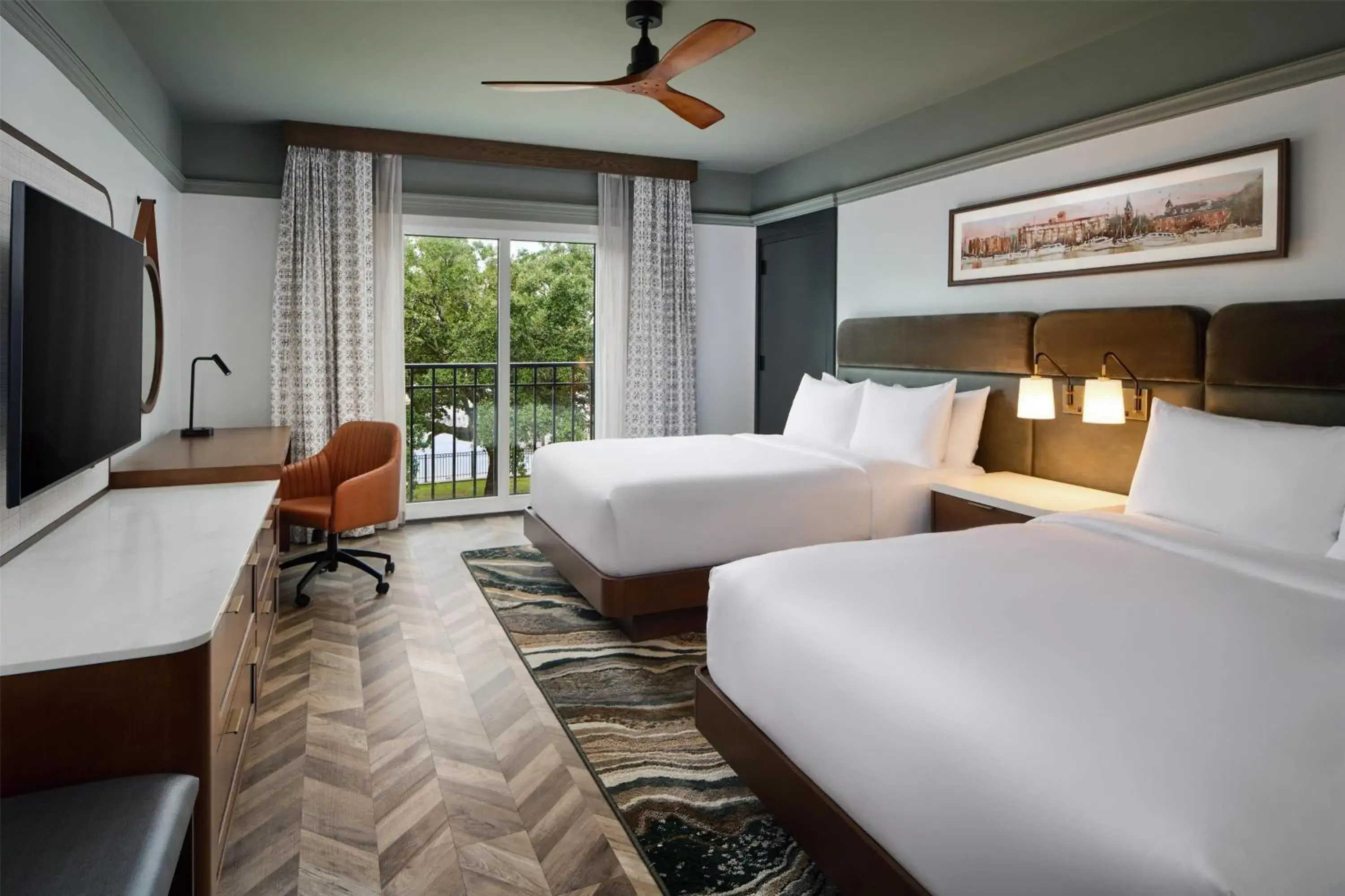 Bed in Tryon Riverfront Inn New Bern, Tapestry Collection By Hilton Bed in Tryon Riverfront Inn New Bern, Tapestry Collection By Hilton