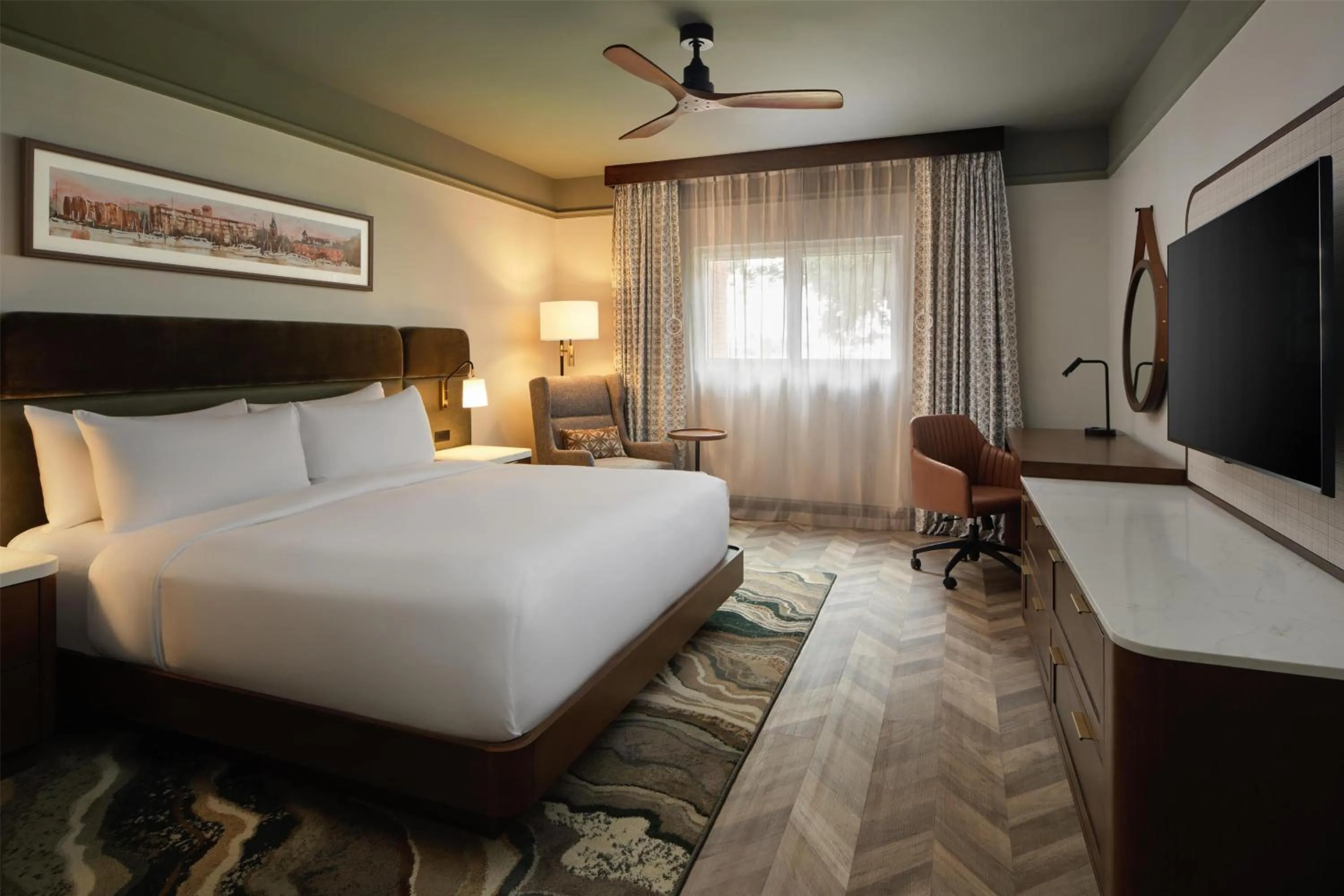 Bed in Tryon Riverfront Inn New Bern, Tapestry Collection By Hilton