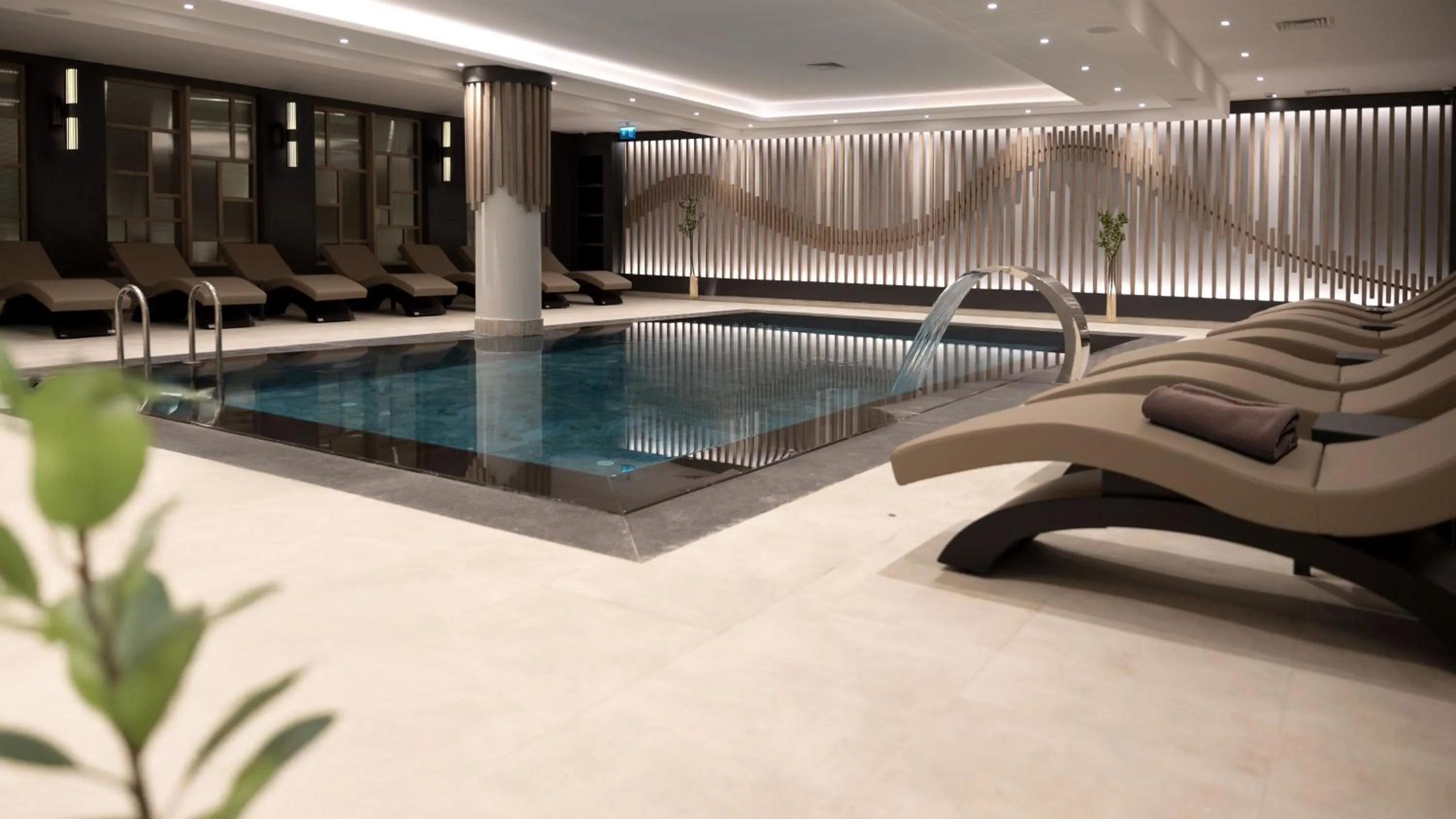 Swimming pool in Doubletree By Hilton Kars Sarikamis