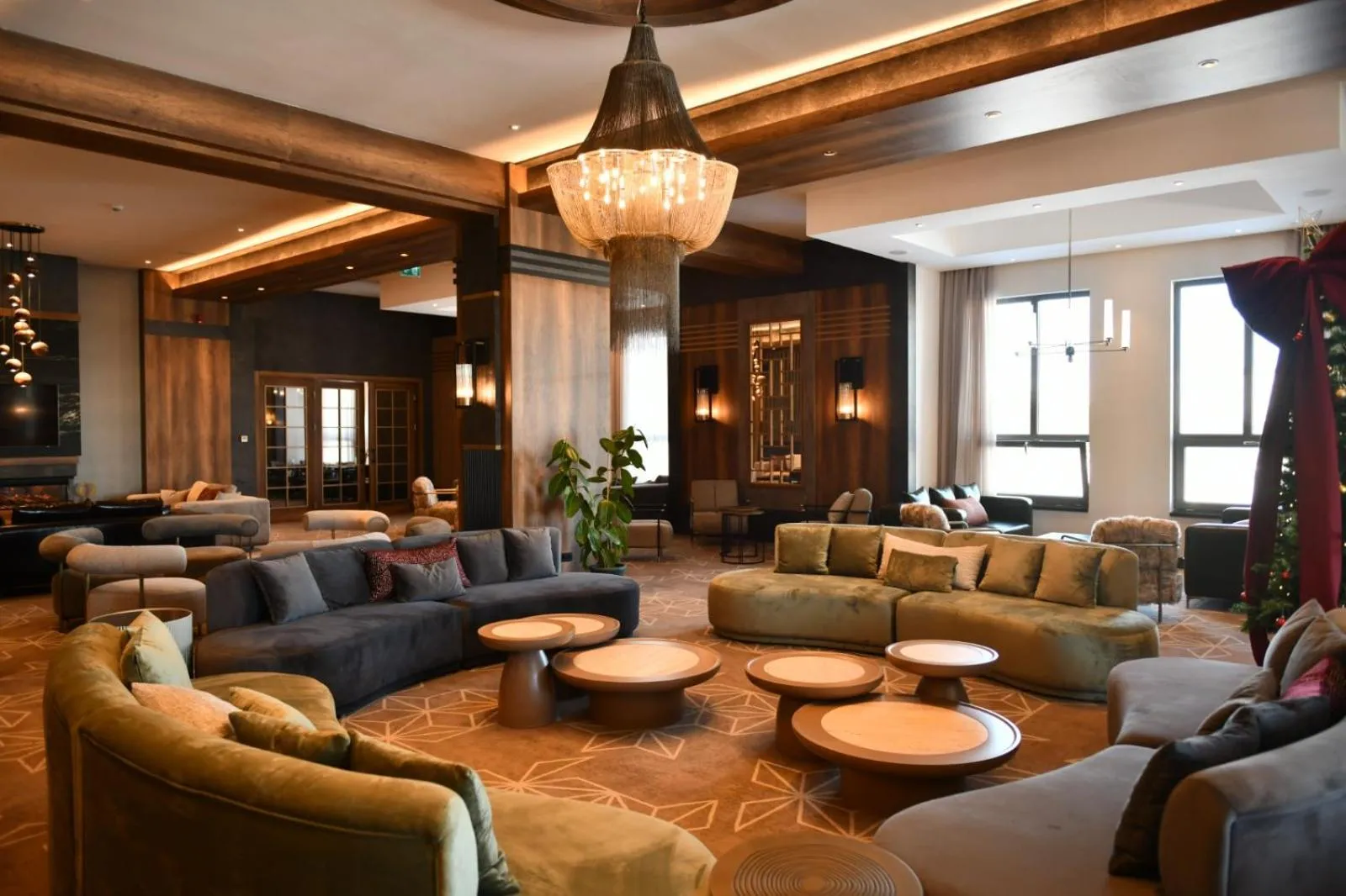 Lobby or reception in Doubletree By Hilton Kars Sarikamis