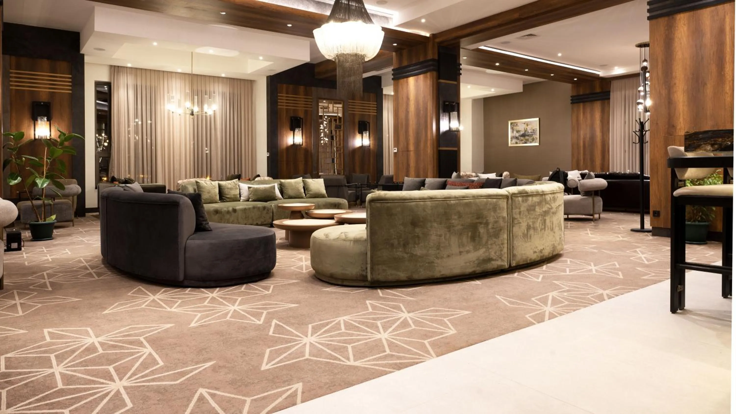 Lobby or reception in Doubletree By Hilton Kars Sarikamis
