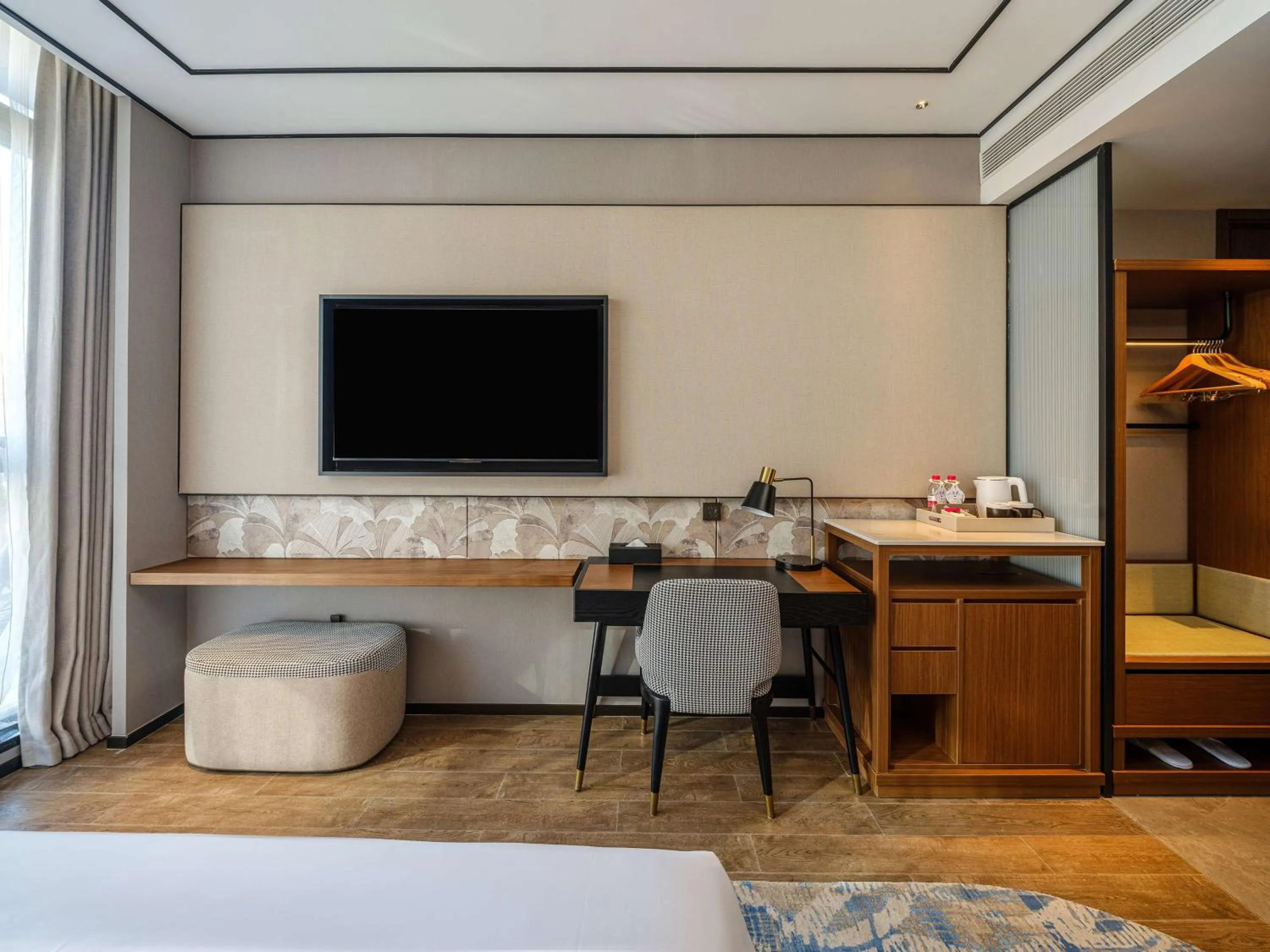 Bedroom, Bed in Hilton Garden Inn Beijing Guomao