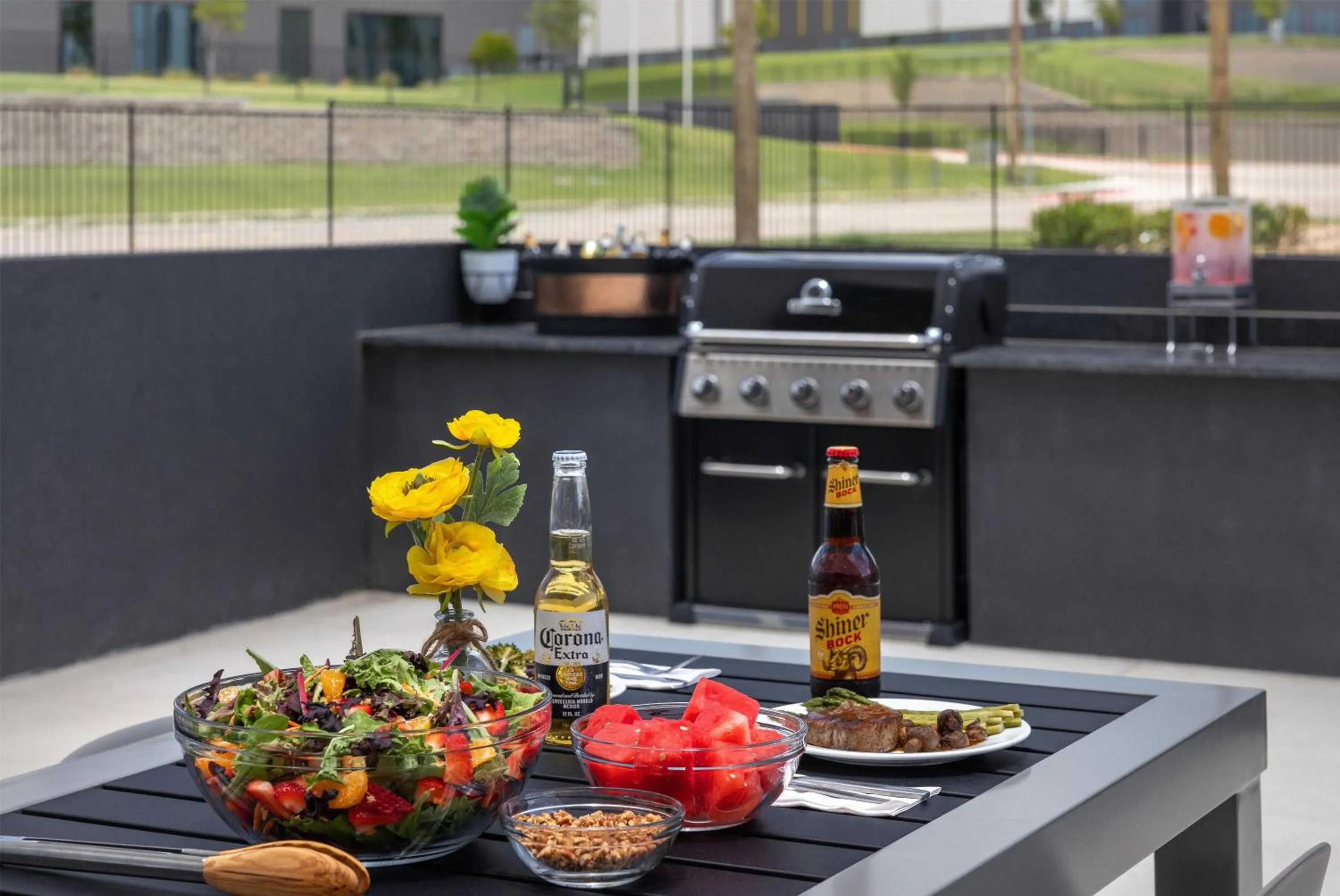 Dining area in Home2 Suites By Hilton Fort Worth Lake Worth