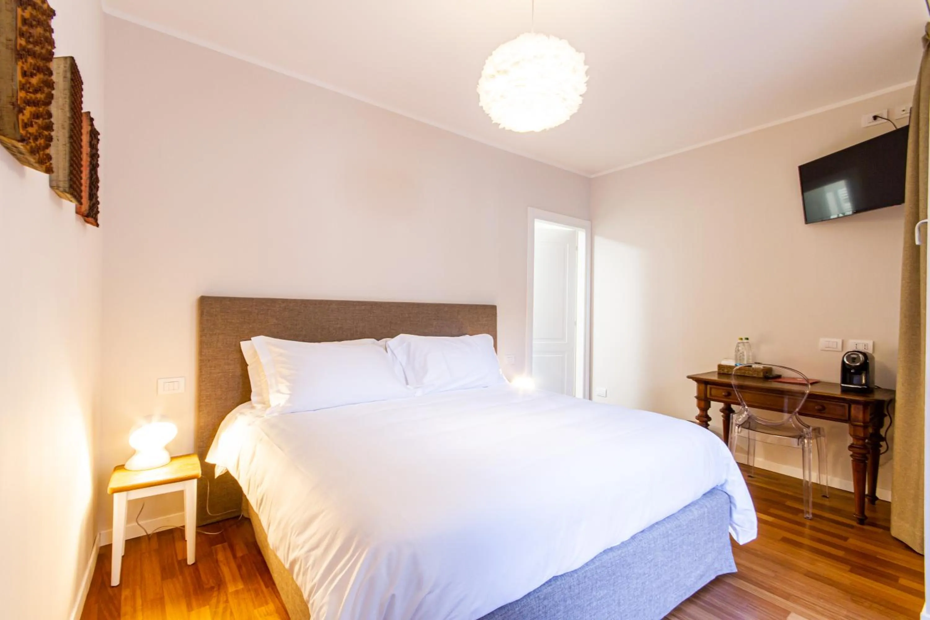 Bed in Albergo del Duca