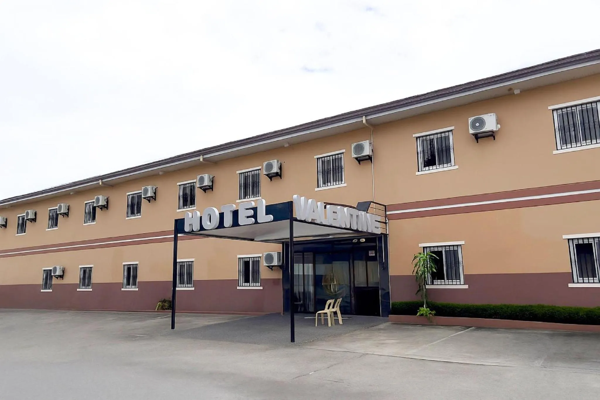Property building in Valentine Hotel Angeles City