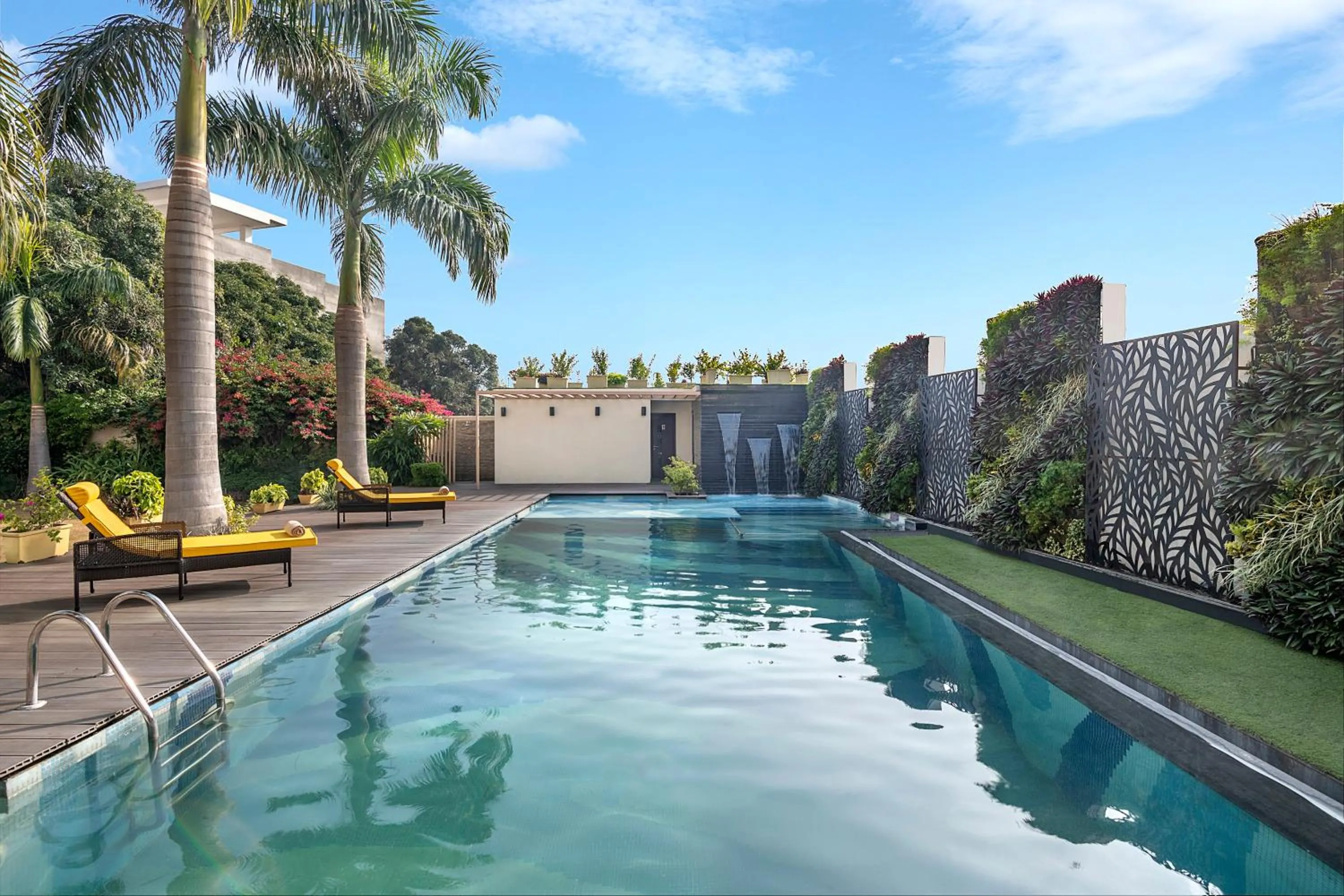 Swimming pool in Country Inn & Suites By Radisson Jammu