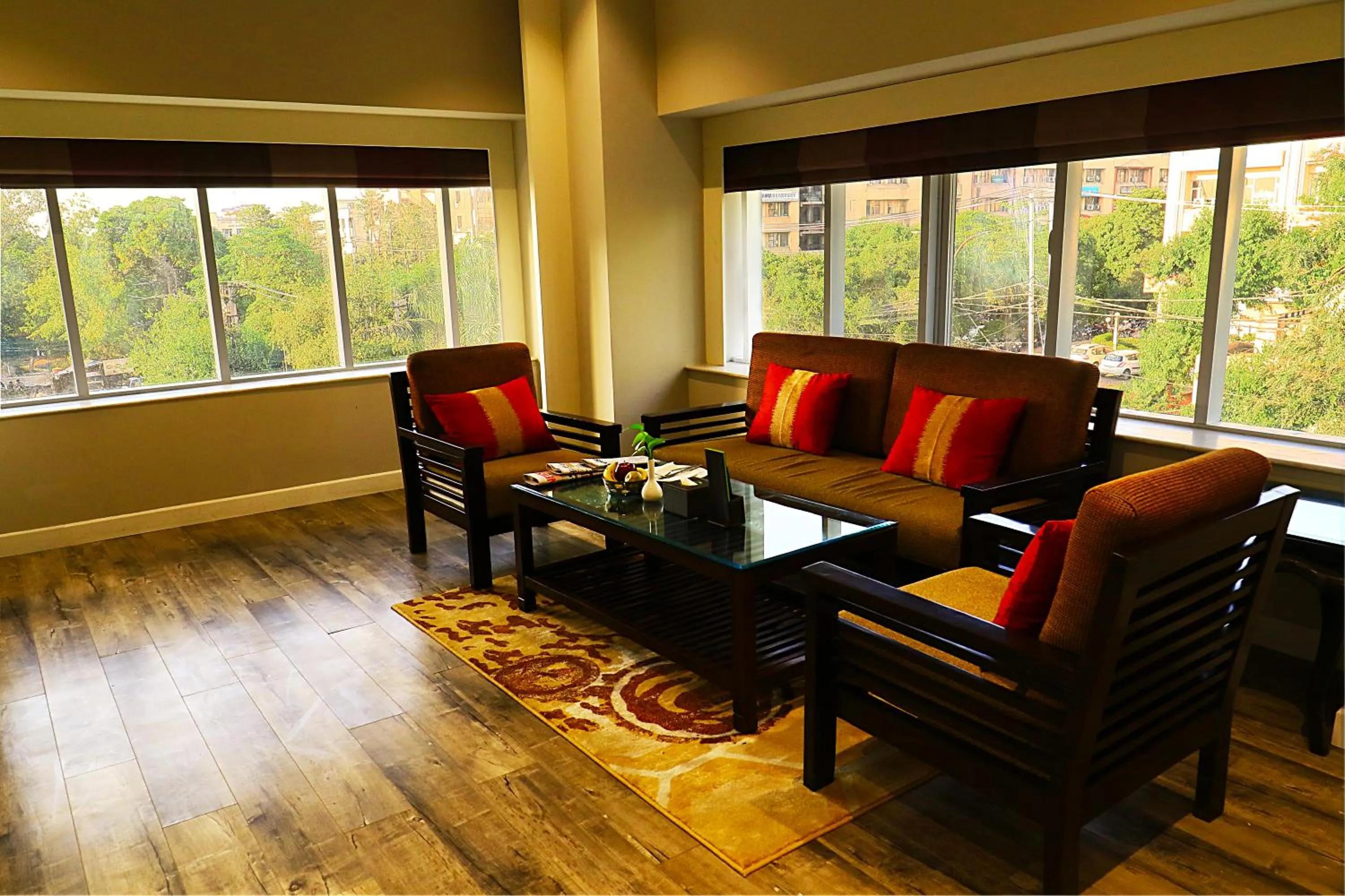 Living room in Country Inn & Suites By Radisson Jammu