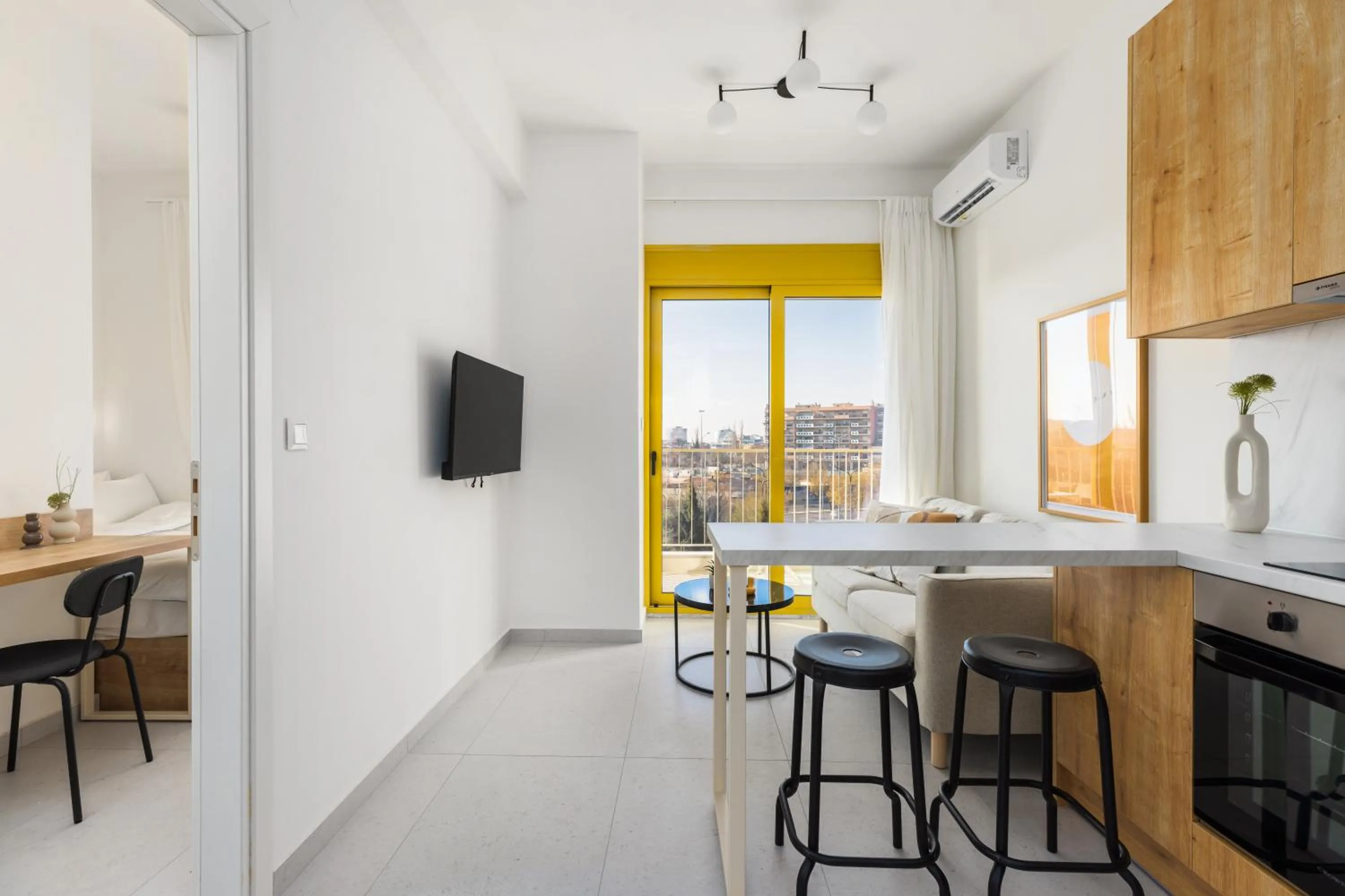 TV and multimedia in Soho Harbor by halu!