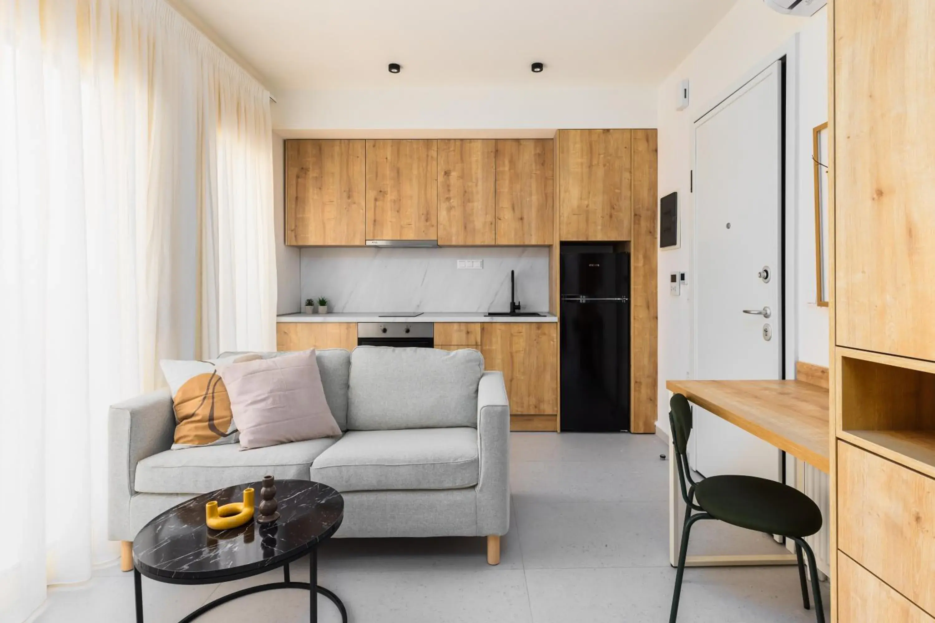 Studio Apartment - single occupancy in Soho Harbor by halu! Studio Apartment - single occupancy in Soho Harbor by halu!