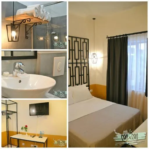 Photo of the whole room, Bed in Hotel Antigone