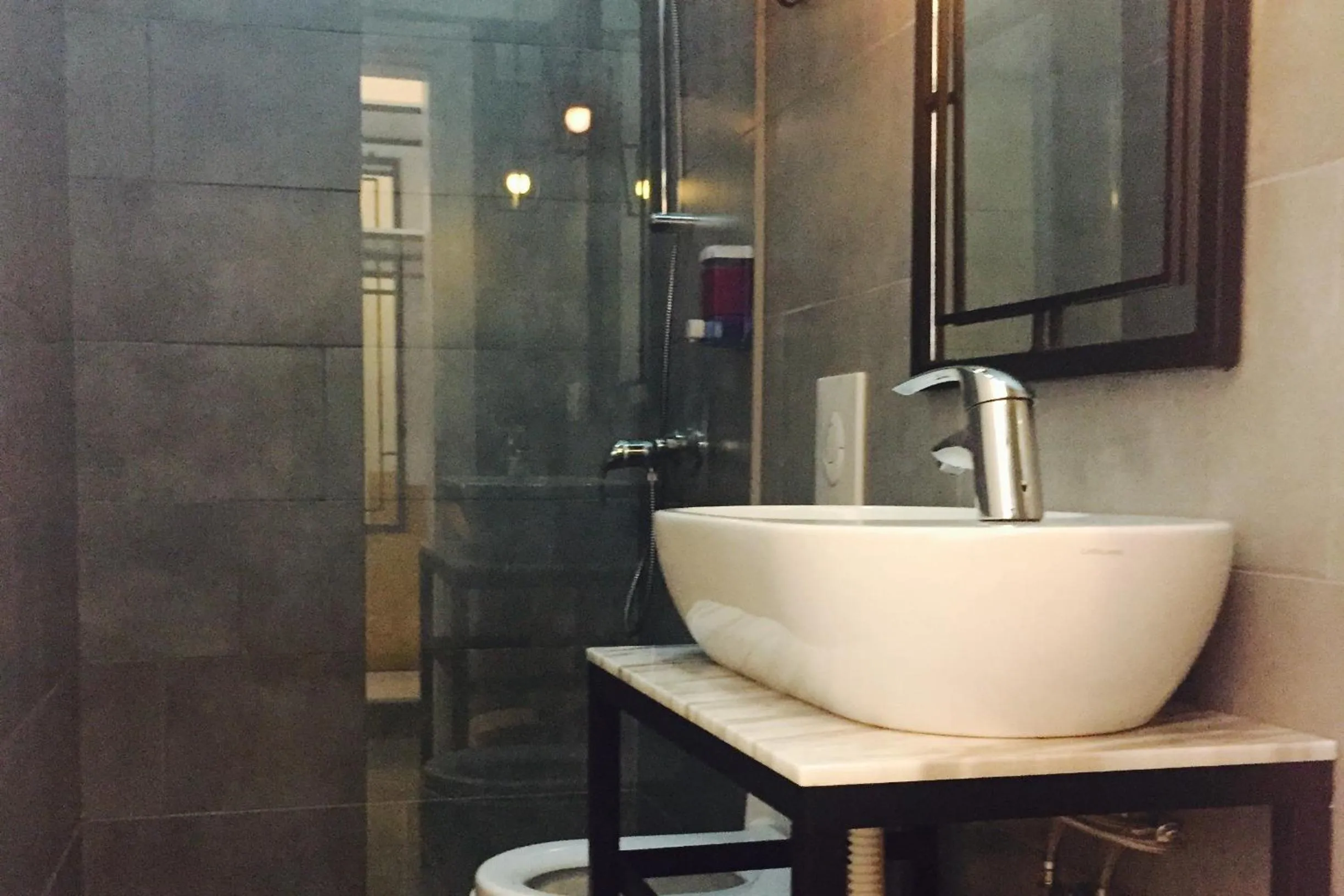 Bathroom in Hotel Antigone