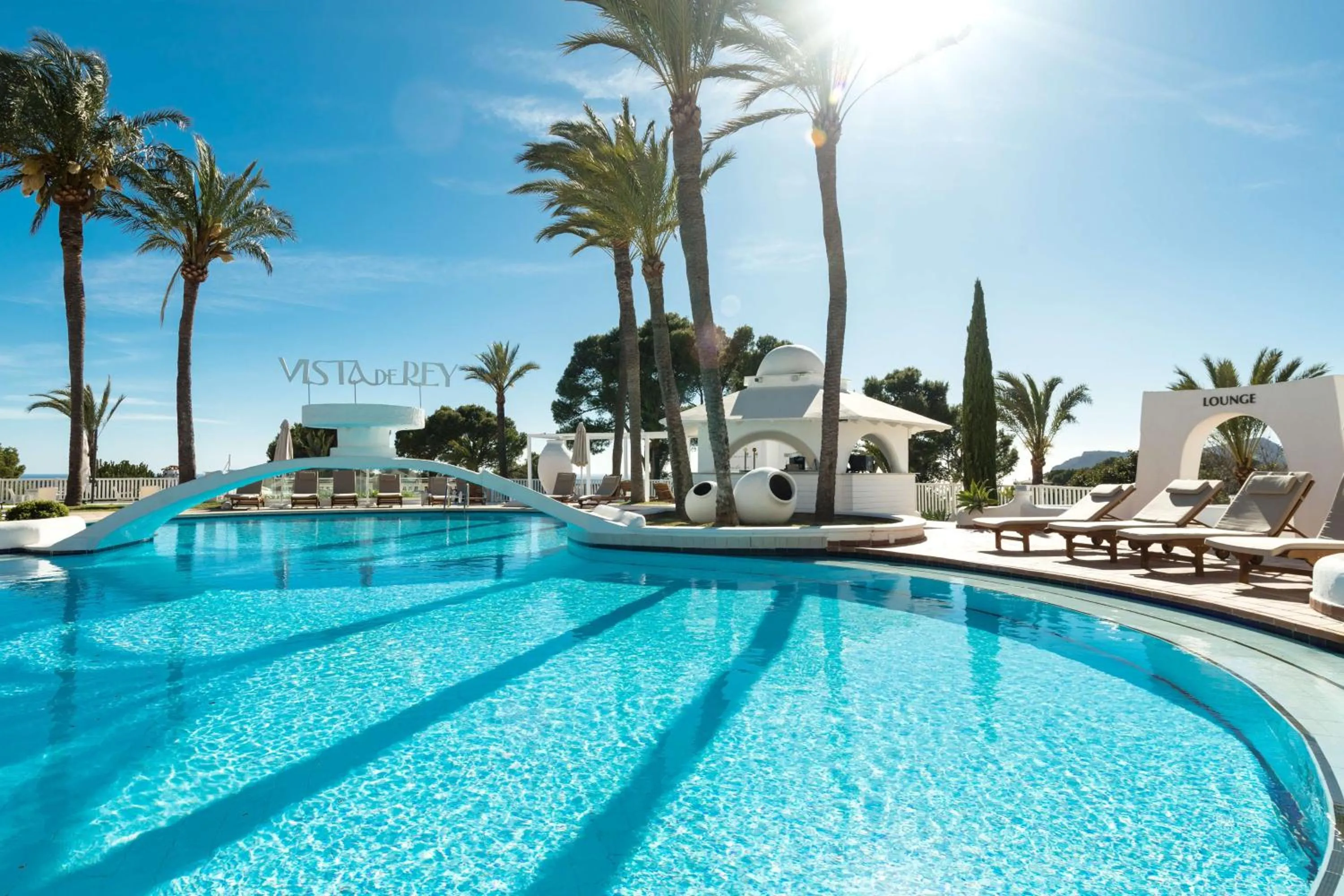 Pool view in Hilton Mallorca Galatzo