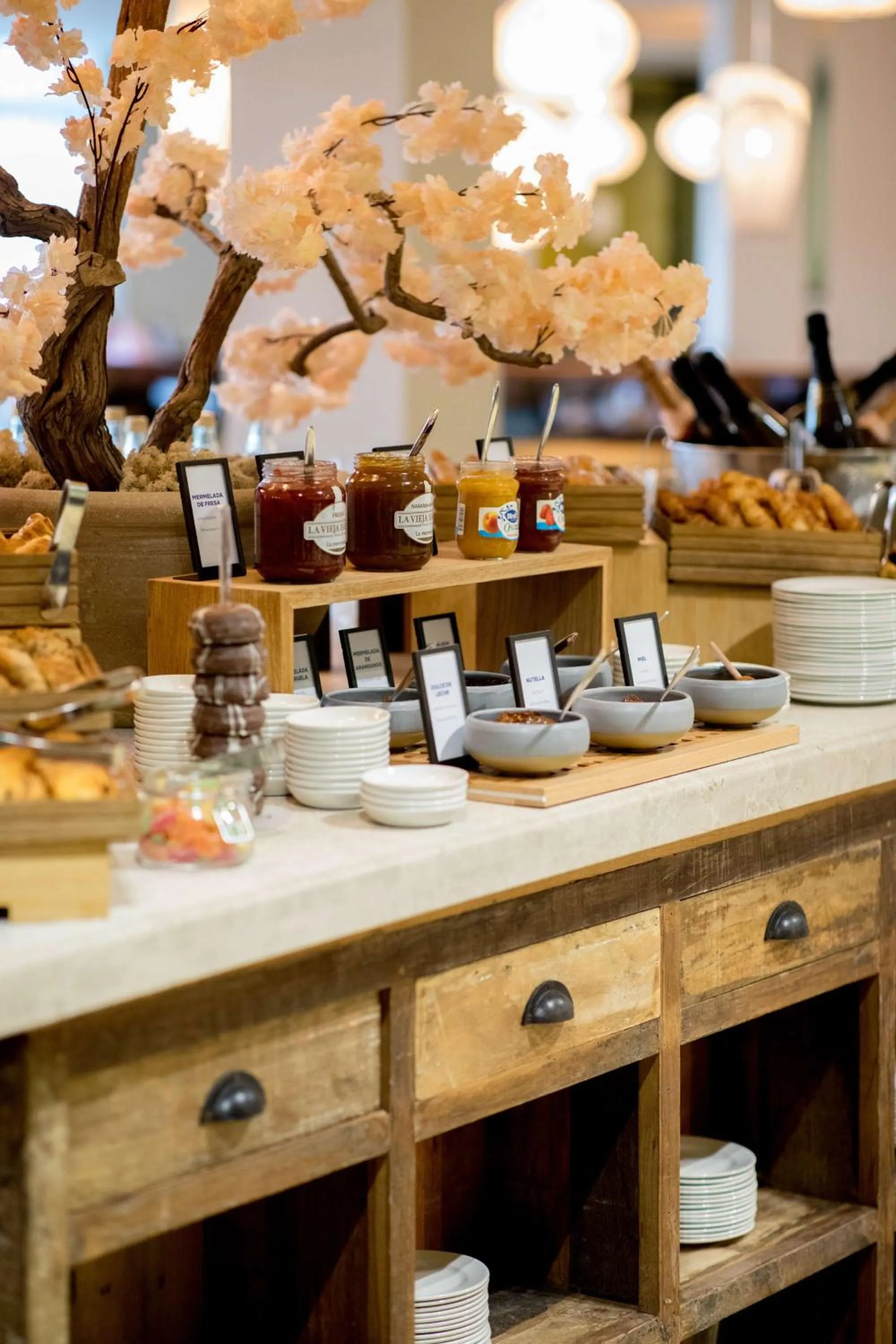 Restaurant/places to eat in Hilton Mallorca Galatzo