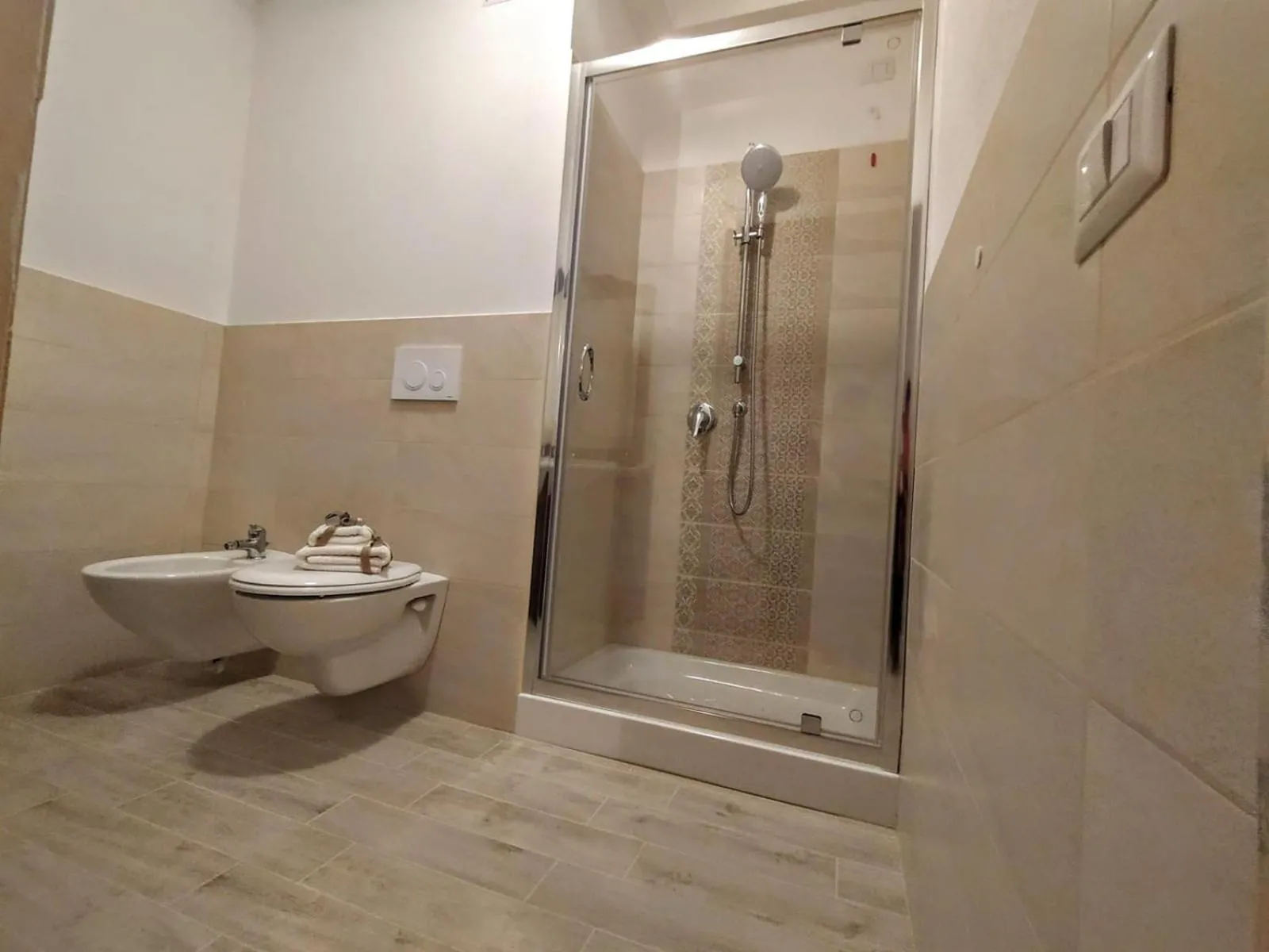 Shower in B&B Alghero Mare Chiaro