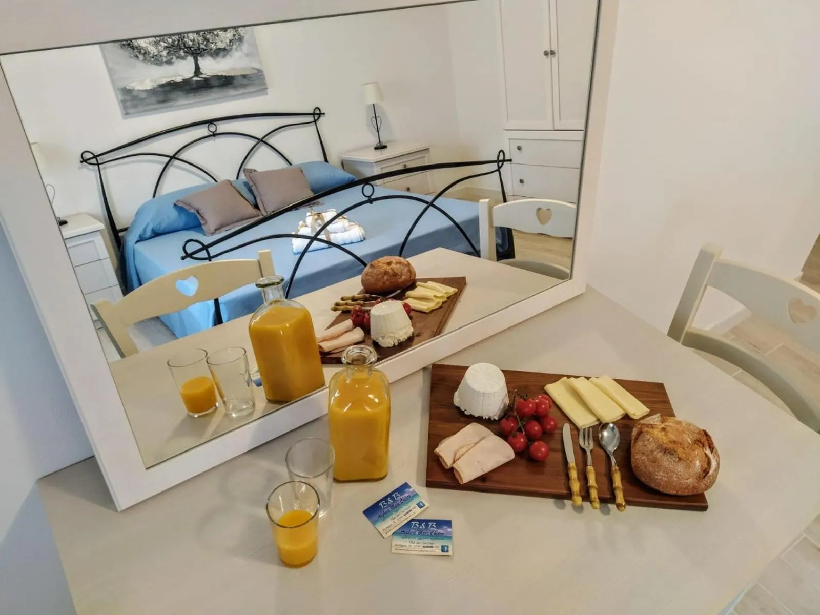 Food and drinks in B&B Alghero Mare Chiaro