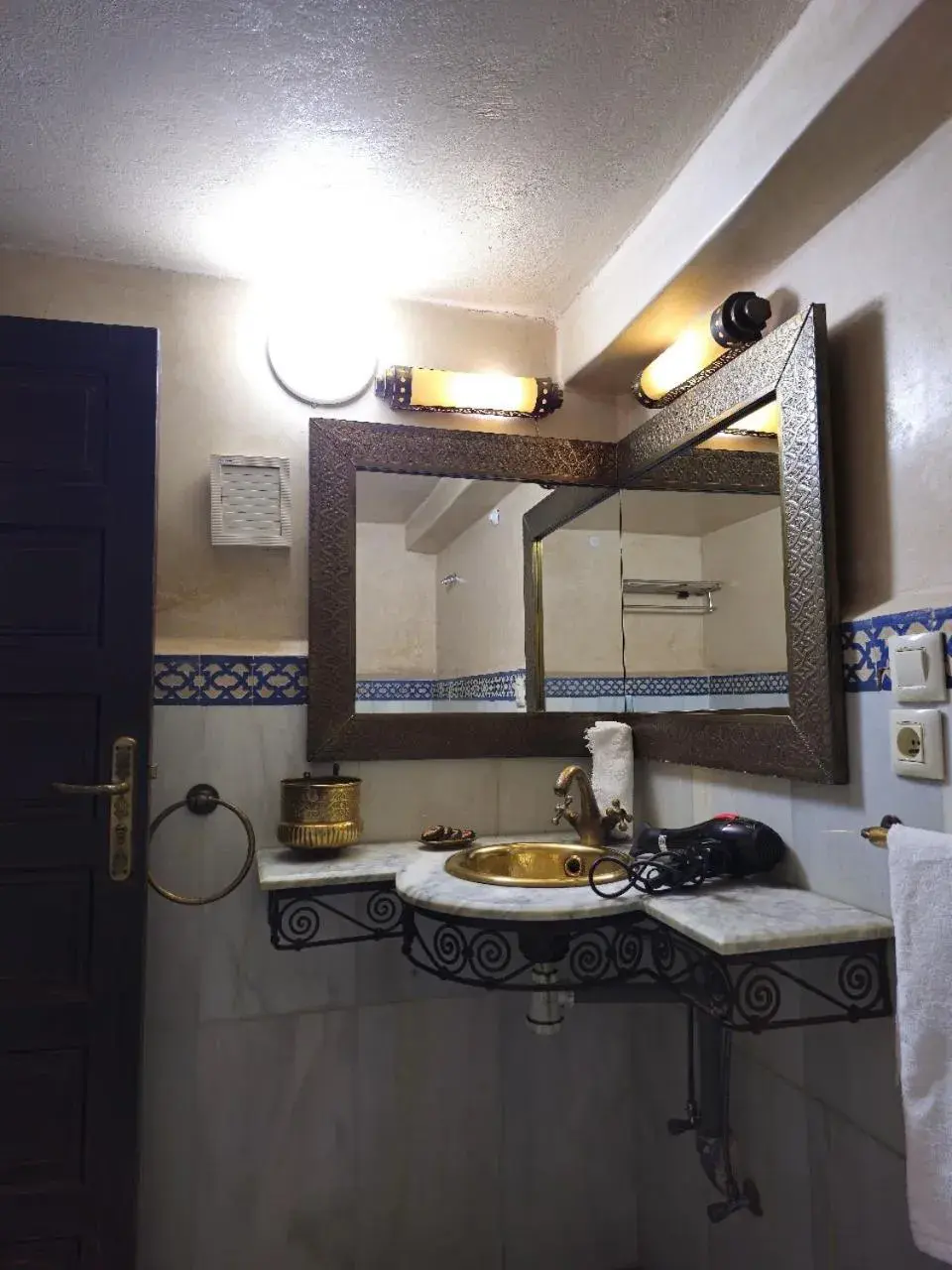 Quadruple Room in Riad Bab Fes Suite &Spa Quadruple Room in Riad Bab Fes Suite &Spa