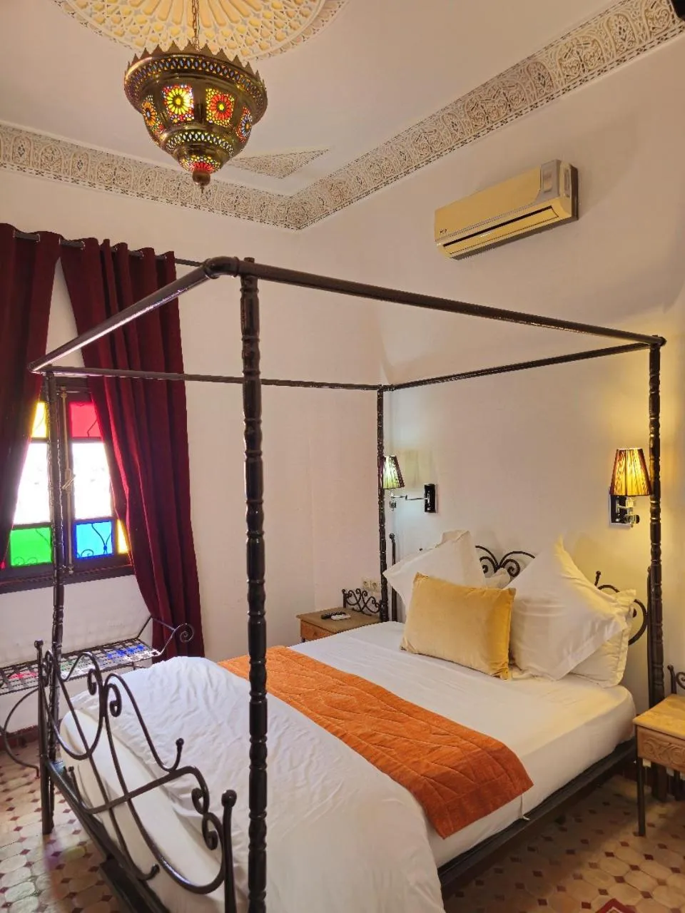 Bed in Riad Bab Fes Suite &Spa