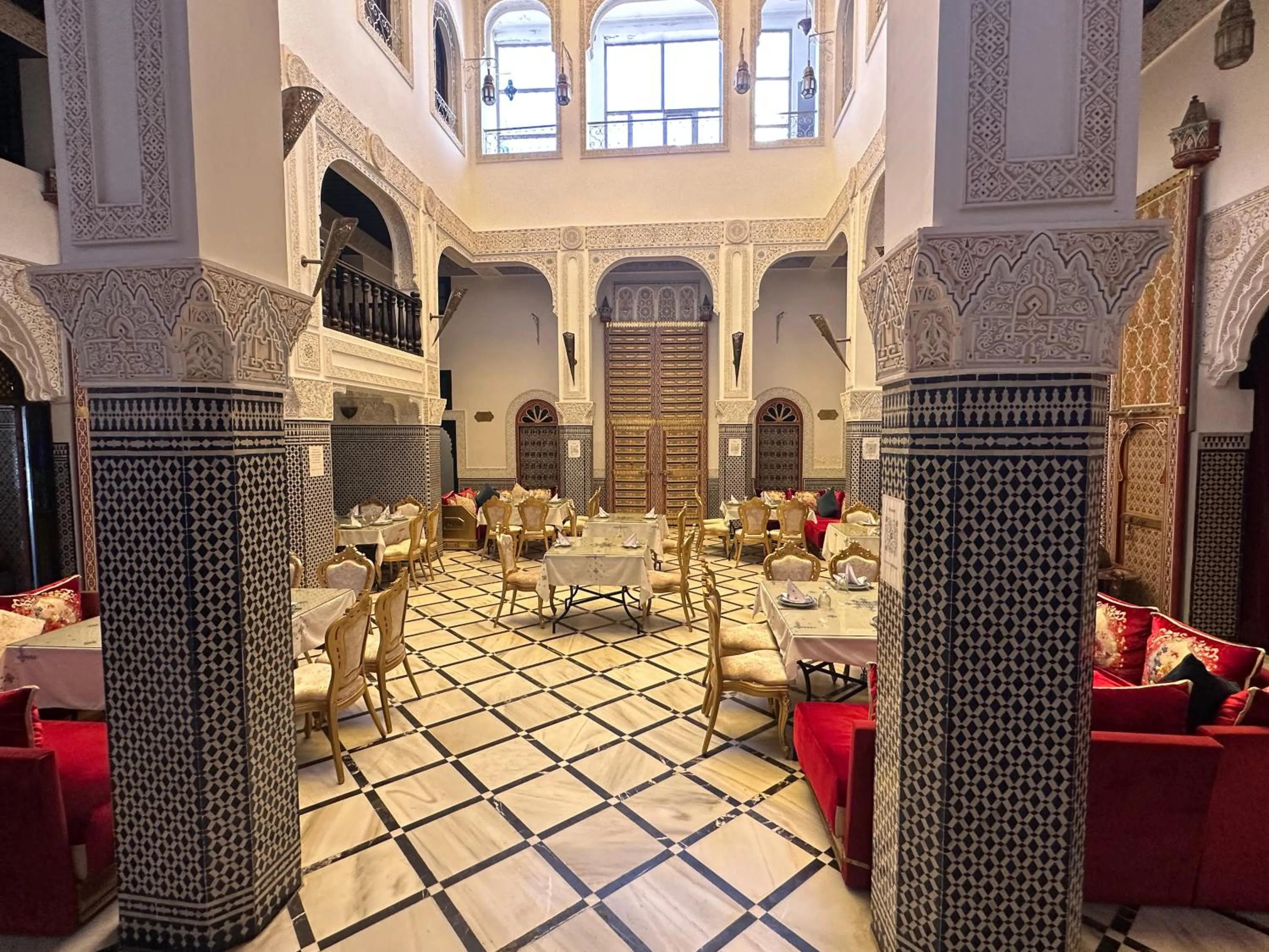 Restaurant/places to eat in Riad Fes Bab Rcif Suite &Spa