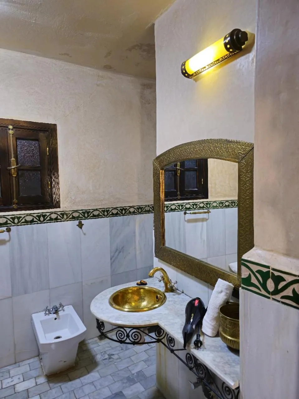 Toilet in Riad Bab Fes Suite &Spa