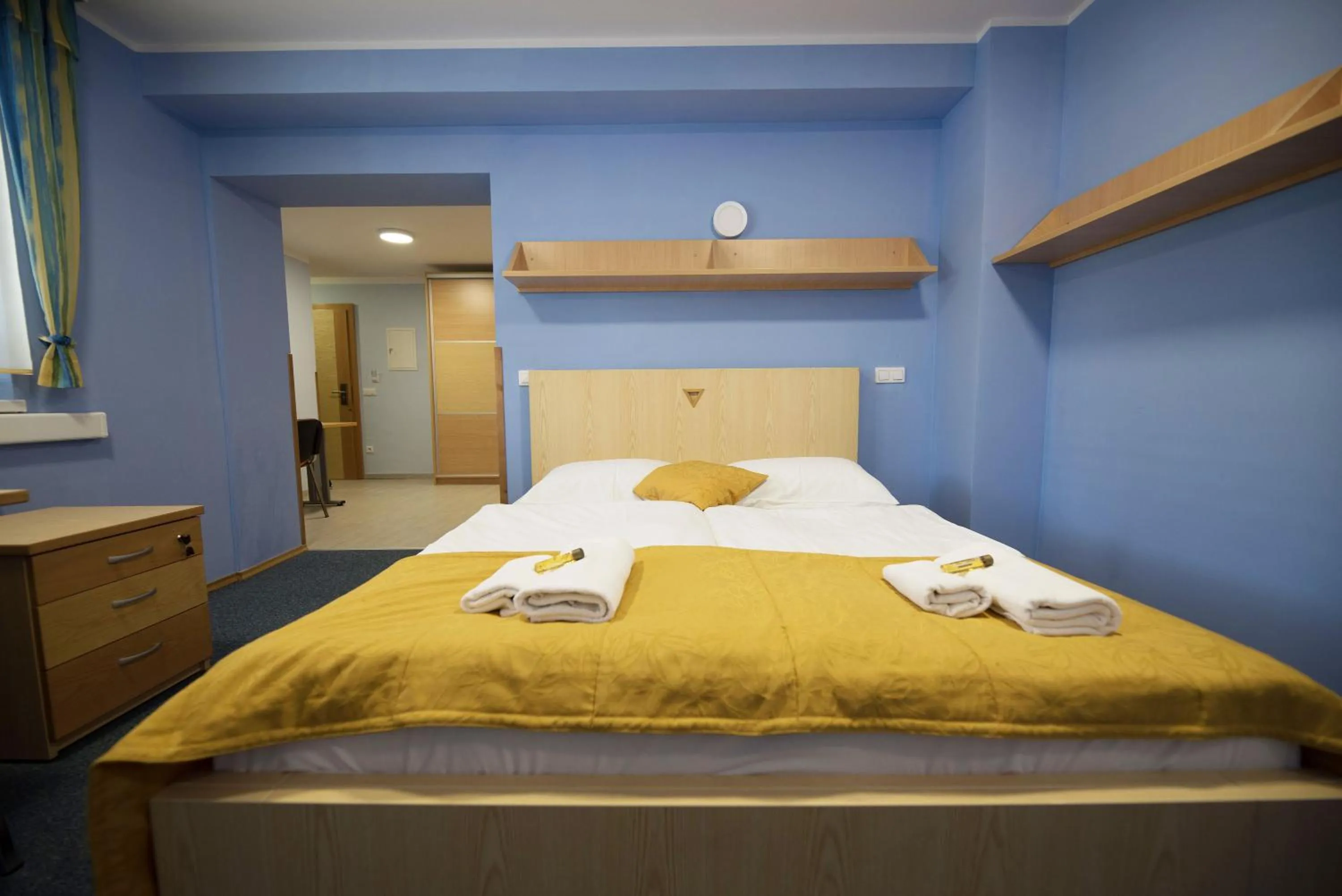 Photo of the whole room, Bed in S Hotel